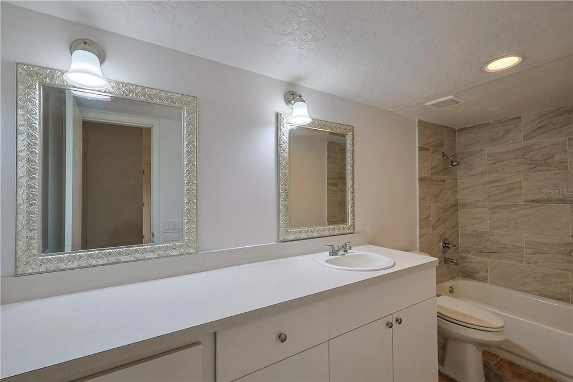 Property Slideshow image 24 of 34 | 15102 sandalwood dr # 102, Wildwood, FL, 34785
