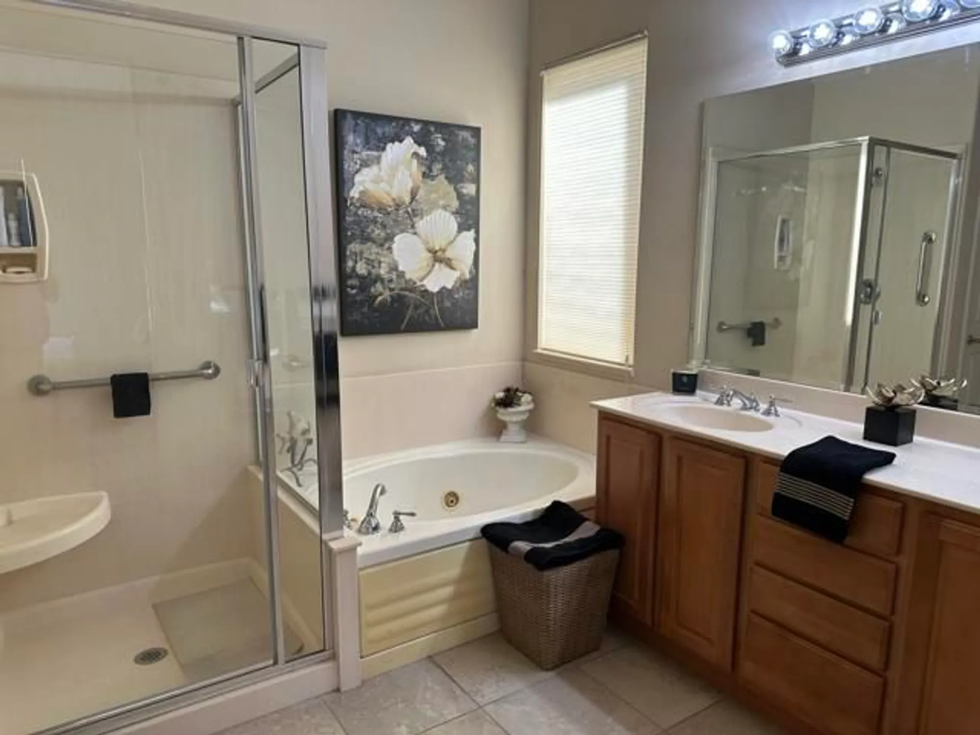 Property Slideshow image 8 of 16 | 80785 avenida santa carmen, Indio, CA, 92203