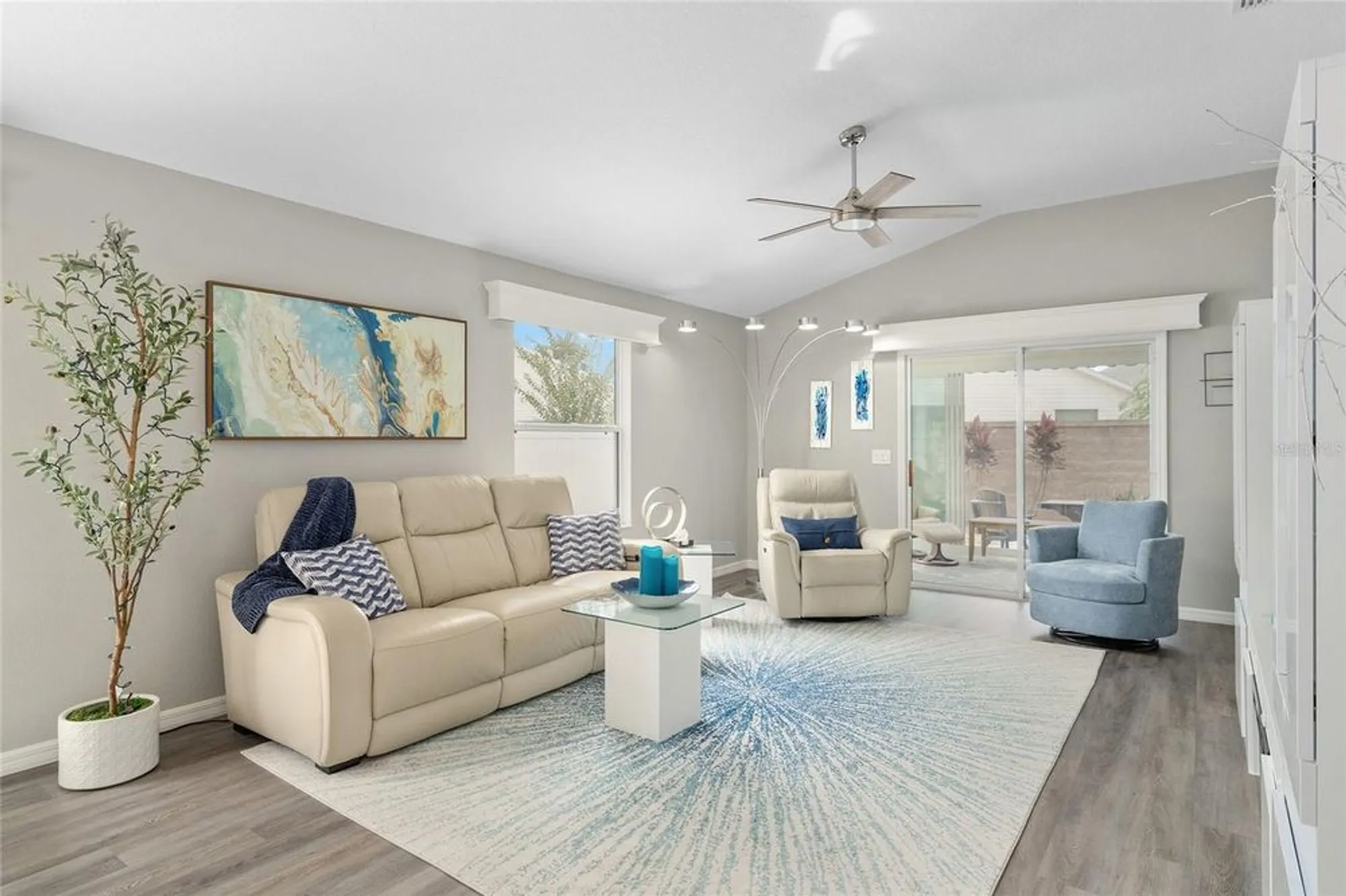 Property Slideshow image 15 of 39 | 2498 yalaha ave, The Villages, FL, 32162