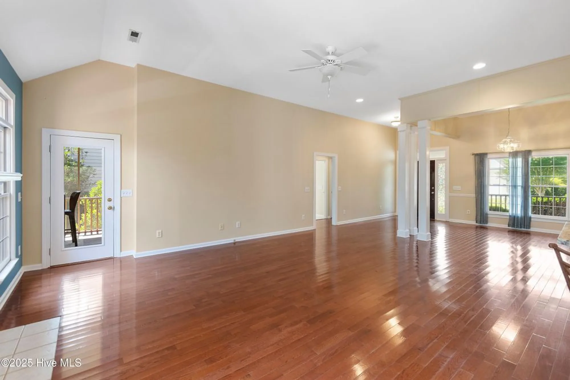 Property Slideshow image 11 of 43 | 4176 silverleaf dr, Southport, NC, 28461