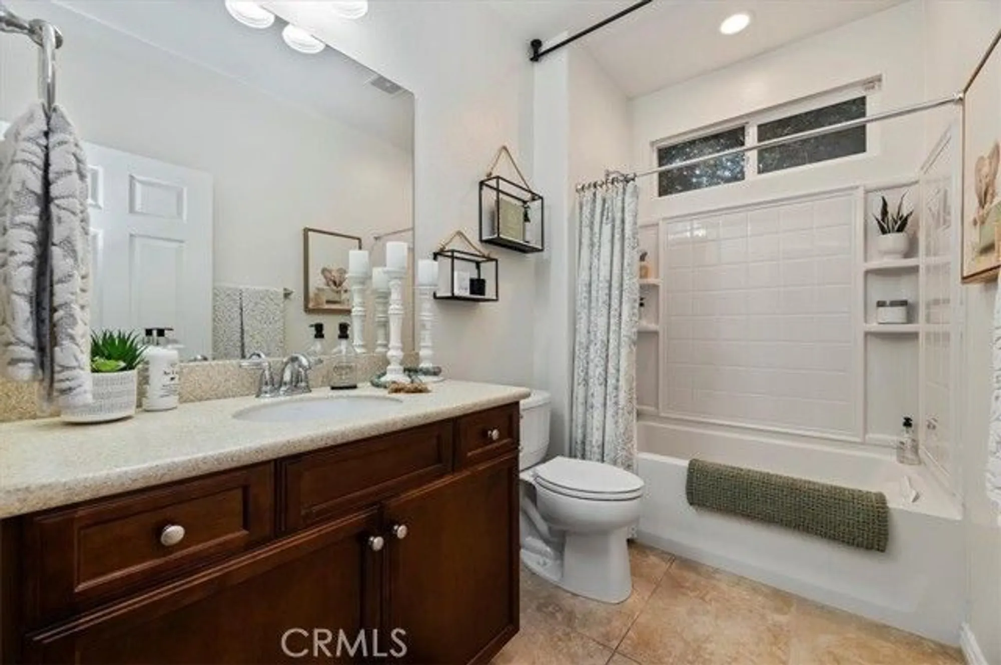 Property Slideshow image 24 of 41 | 5307 paseo callado, Hemet, CA, 92545