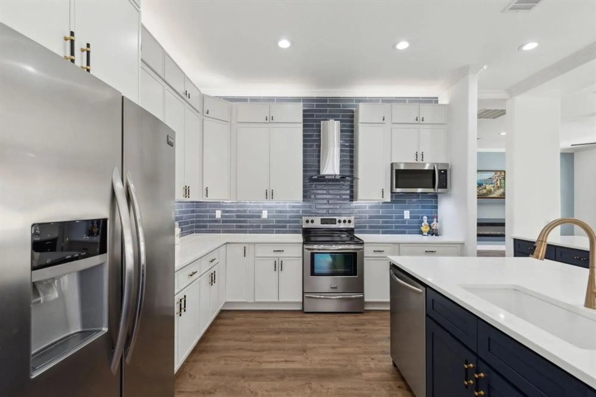 Property Slideshow image 13 of 40 | 9913 hanford dr, Denton, TX, 76207