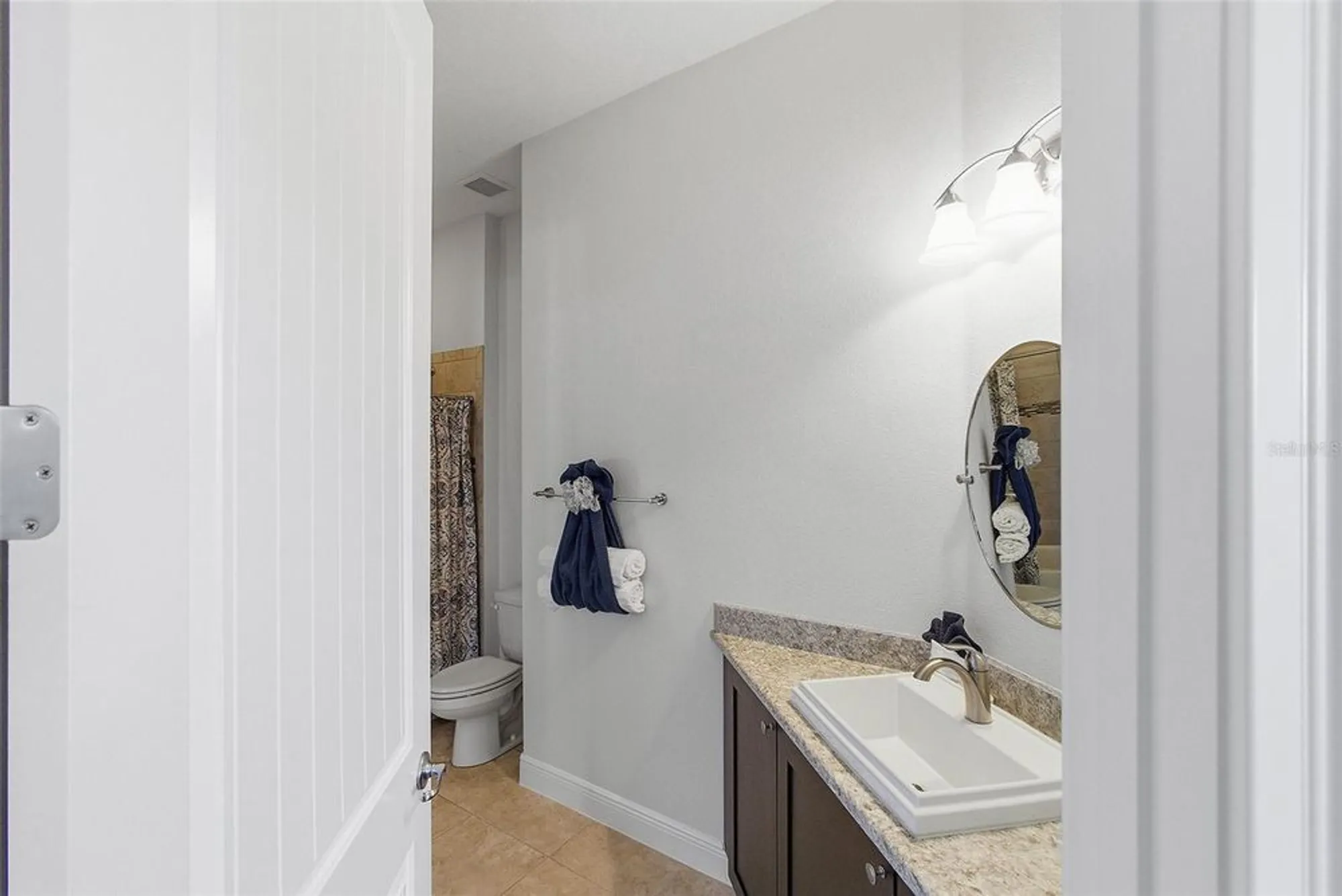 Property Slideshow image 33 of 47 | 39500 hillrise ln, Lady Lake, FL, 32159