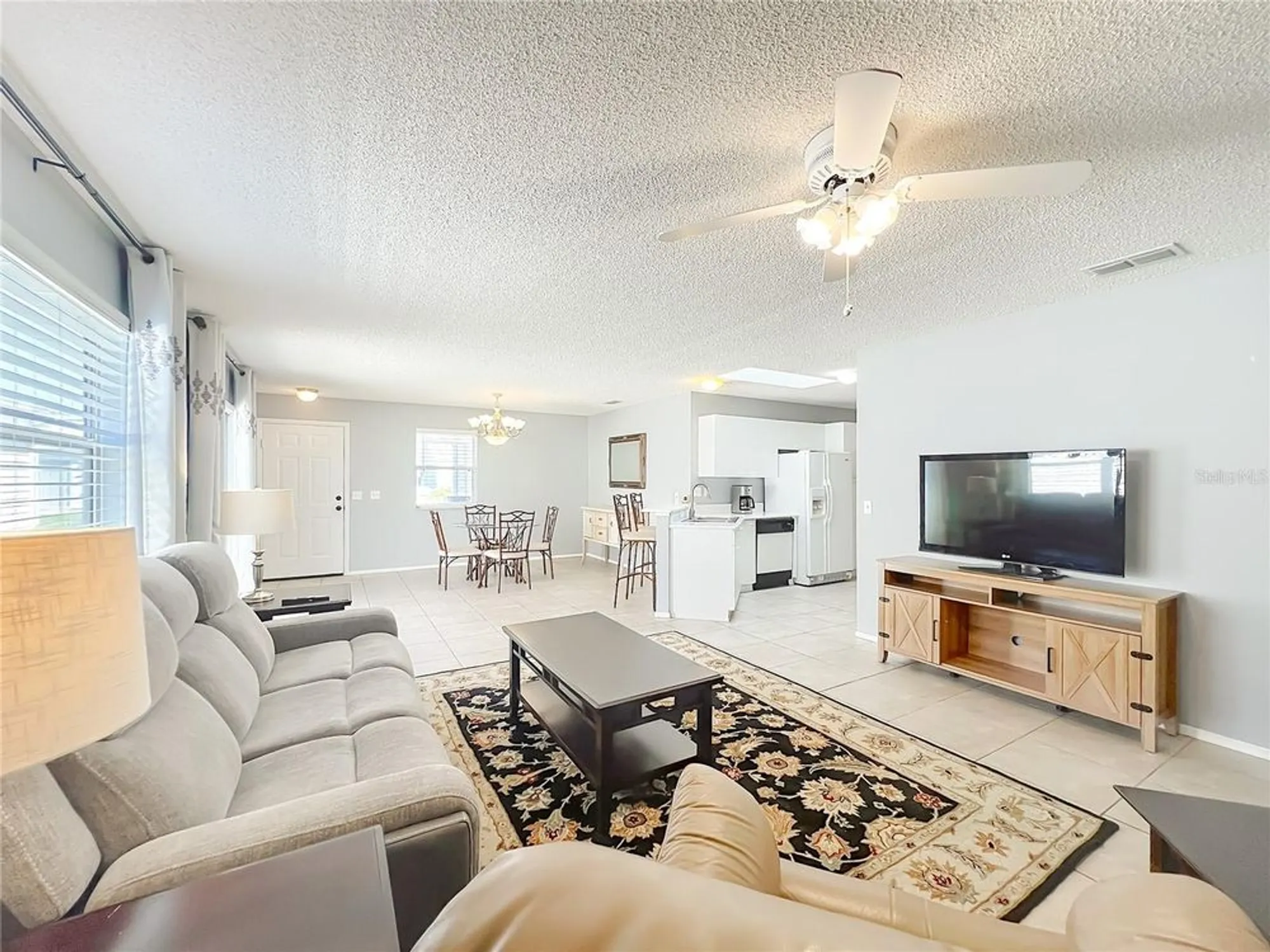 Property Slideshow image 18 of 42 | 2140 estevez dr, The Villages, FL, 32159