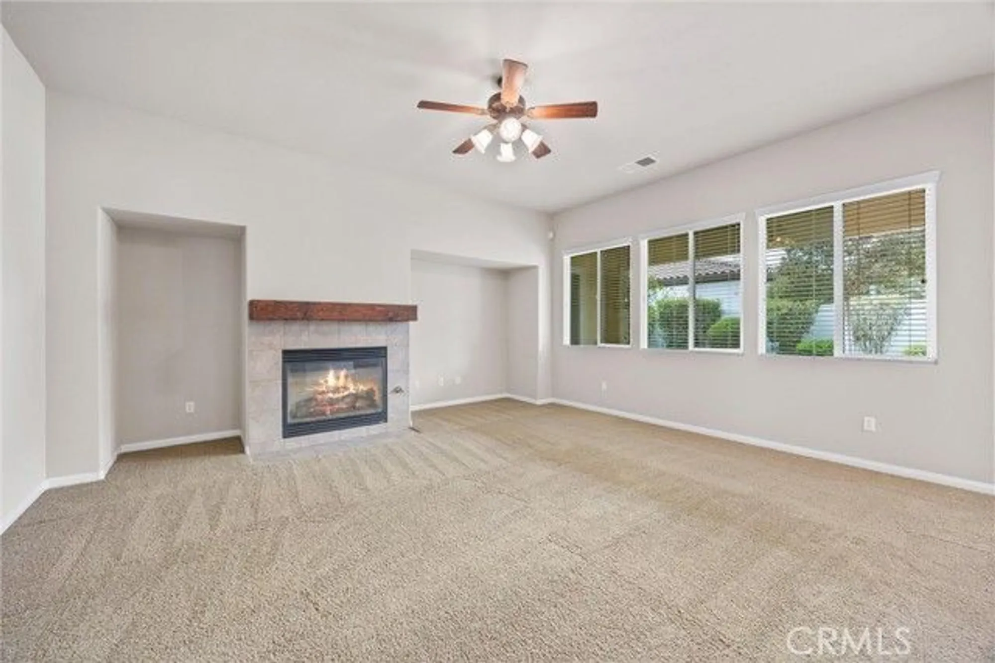 Property Slideshow image 23 of 53 | 307 coachman way, Bakersfield, CA, 93312