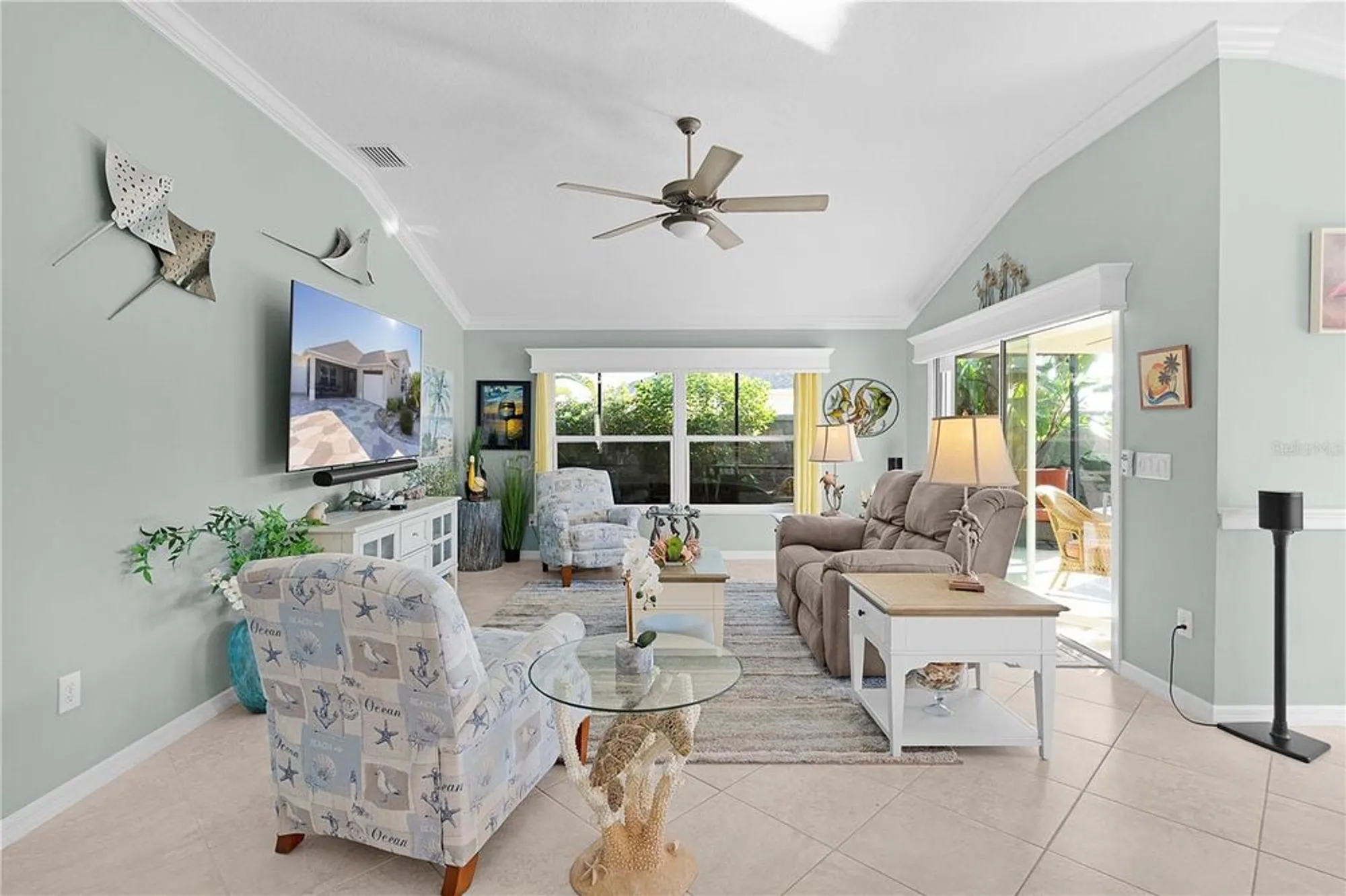 Property Slideshow image 18 of 65 | 16839 se 91st crenshaw ter, The Villages, FL, 32162