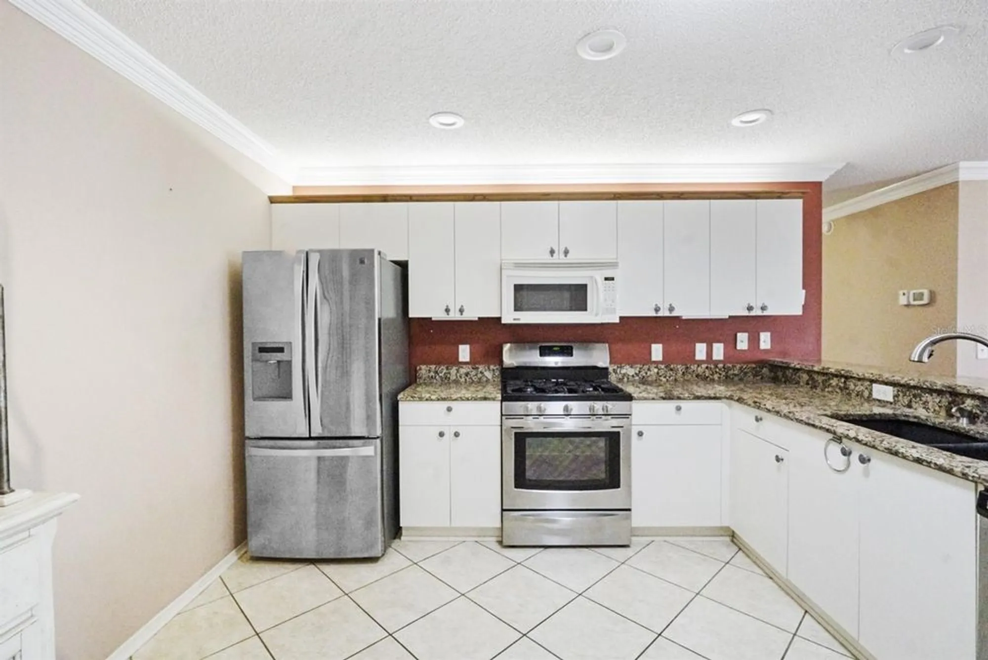 Property Slideshow image 11 of 32 | 17423 se 77th helmsdale ct, The Villages, FL, 32162
