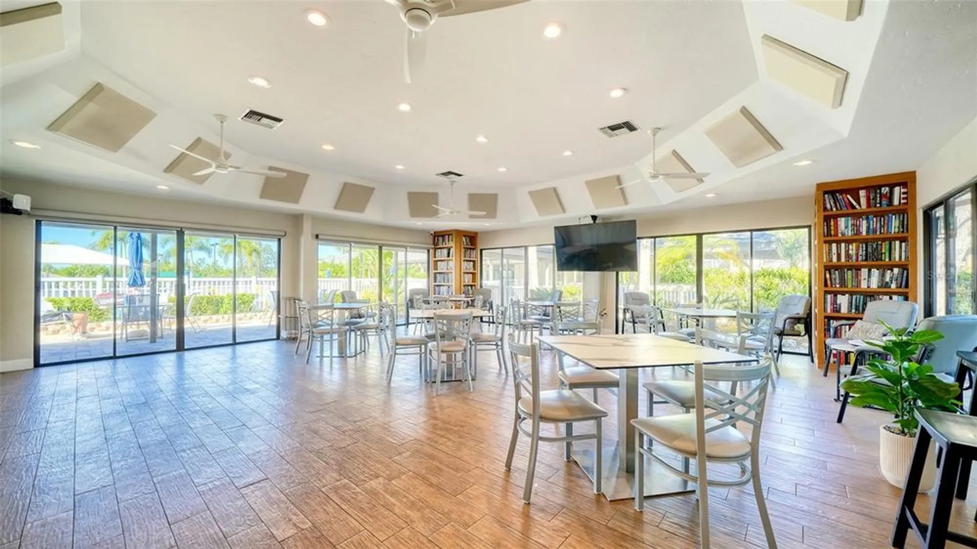 Property Slideshow image 40 of 53 | 5260 heron way # 202, Sarasota, FL, 34231