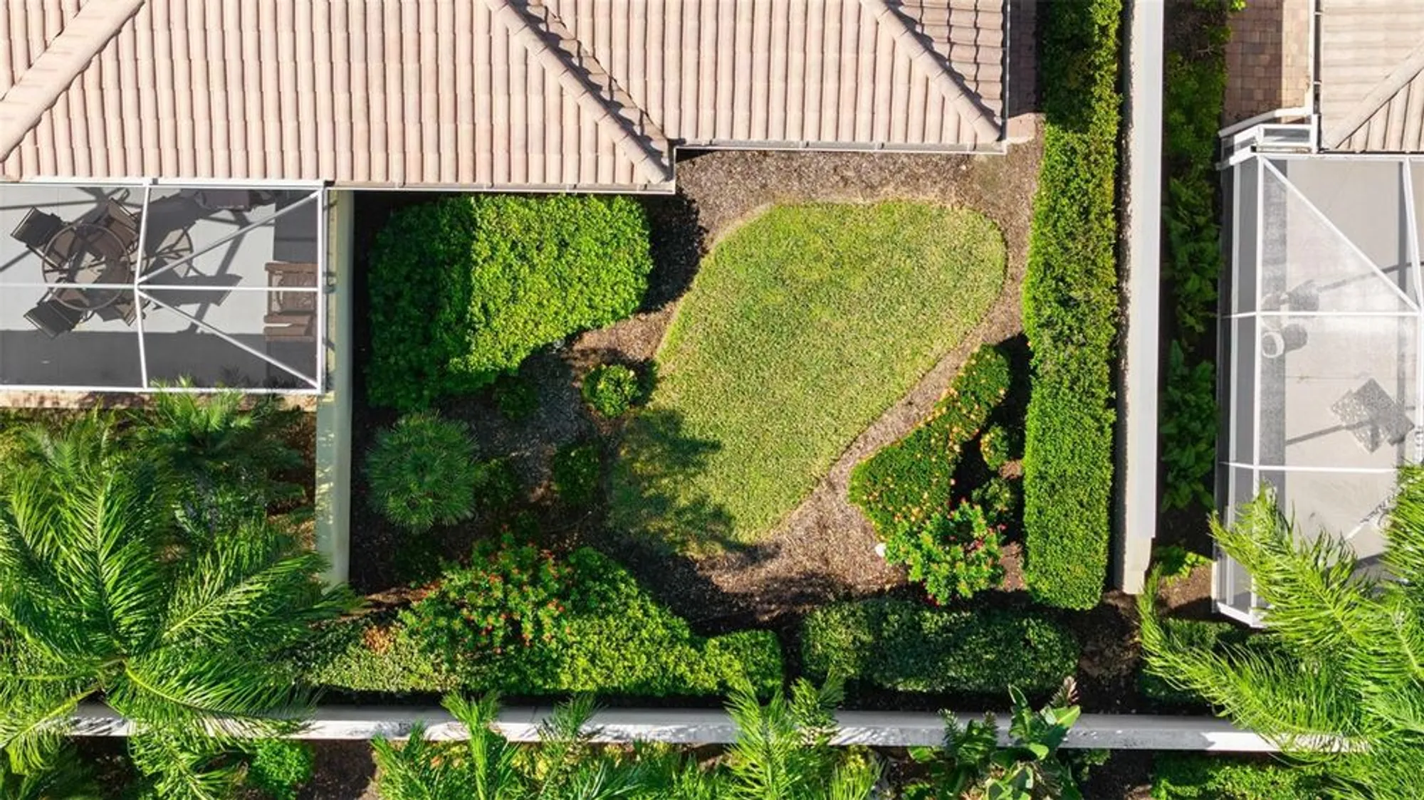 Property Slideshow image 15 of 30 | 11624 garessio ln, Sarasota, FL, 34238