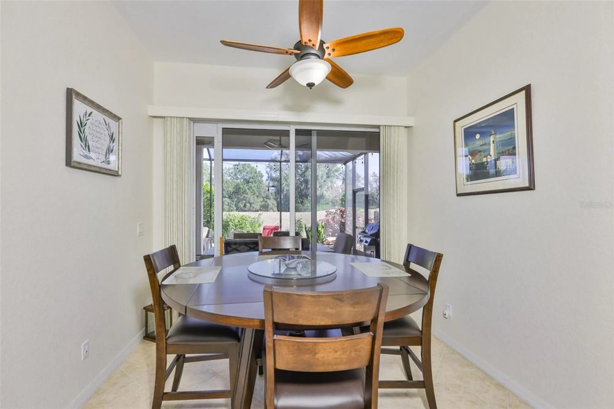 Property Slideshow image 11 of 38 | 818 king leon way, Sun City Center, FL, 33573