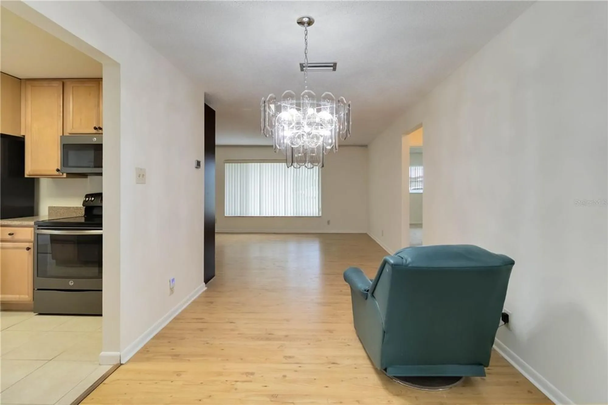 Property Slideshow image 8 of 57 | 735 nw 73rd ter, Margate, FL, 33063