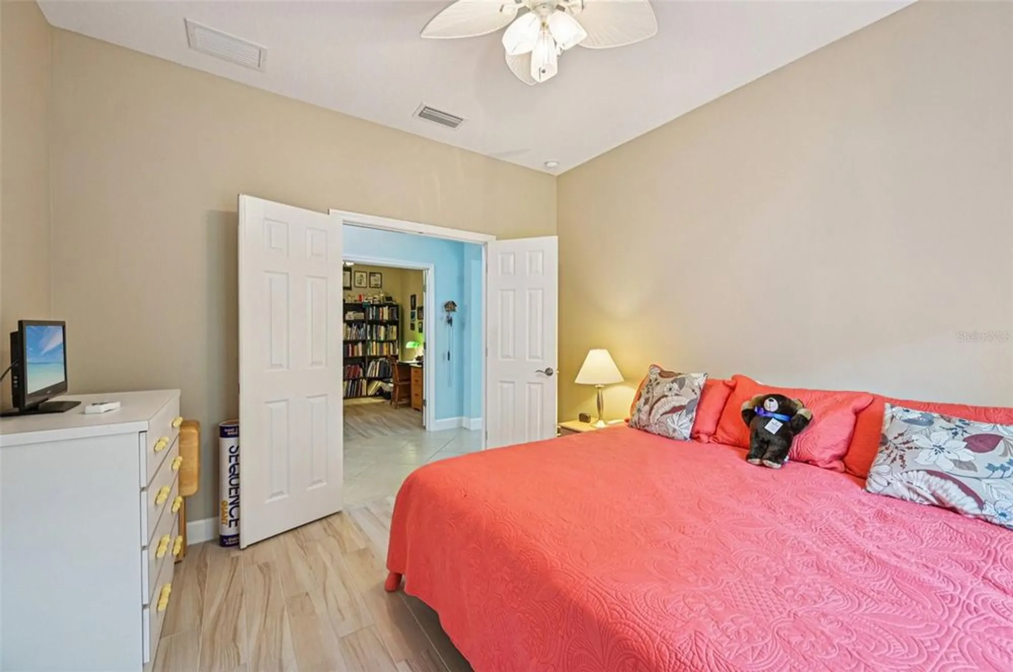 Property Slideshow image 27 of 75 | 2336 oakley green dr, Sun City Center, FL, 33573