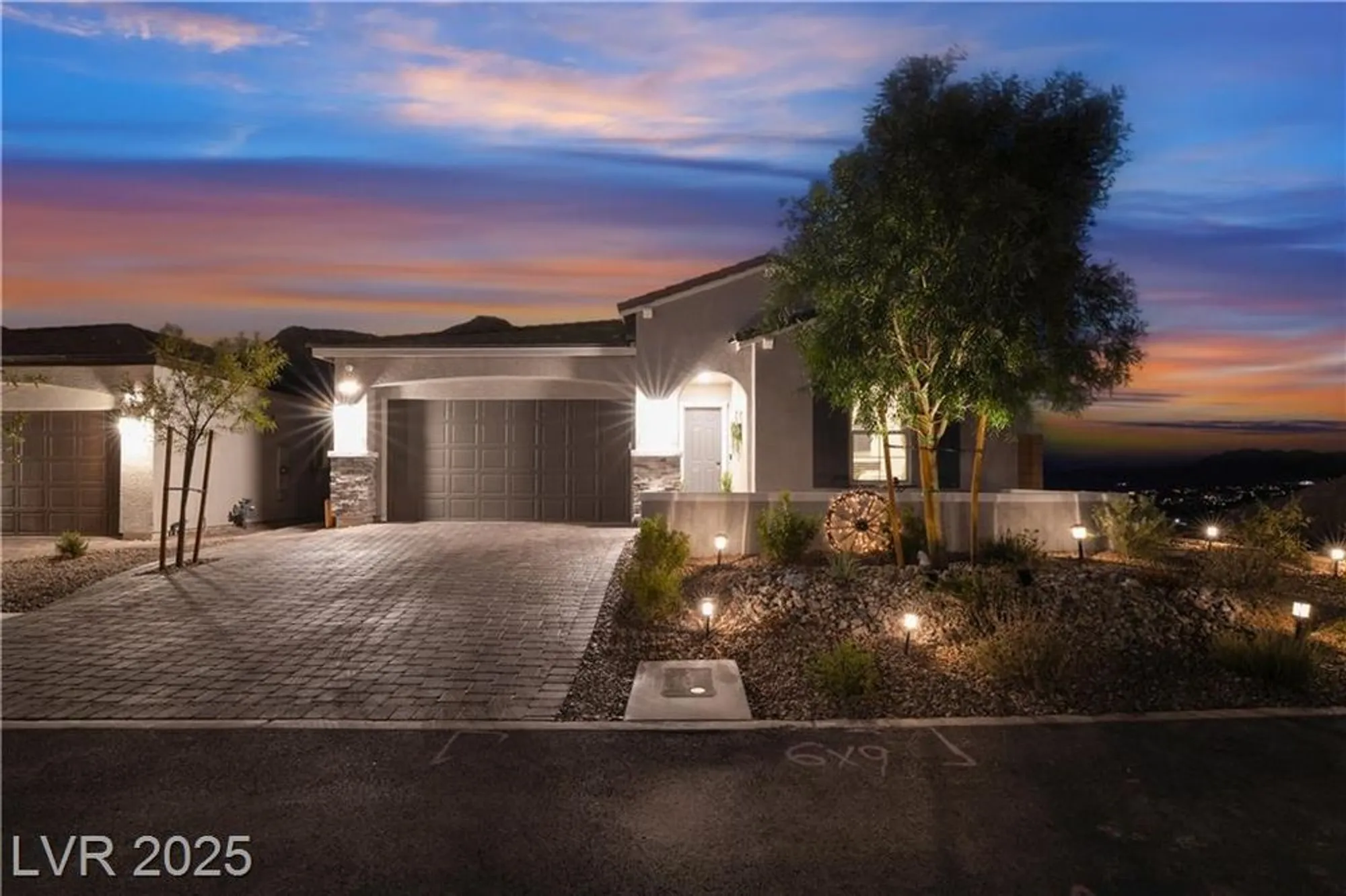Property Slideshow image 5 of 80 | 68 cathedral wash pl, Henderson, NV, 89011