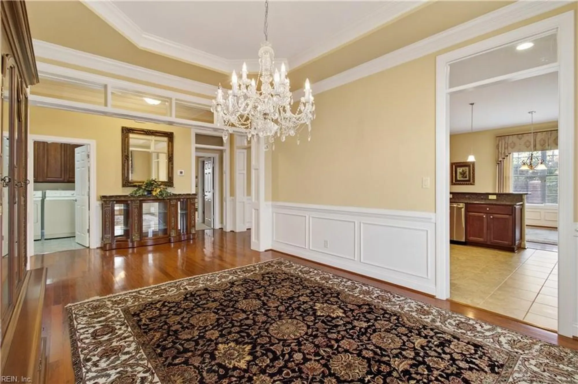 Property Slideshow image 7 of 35 | 1425 blairwood ln, Chesapeake, VA, 23320
