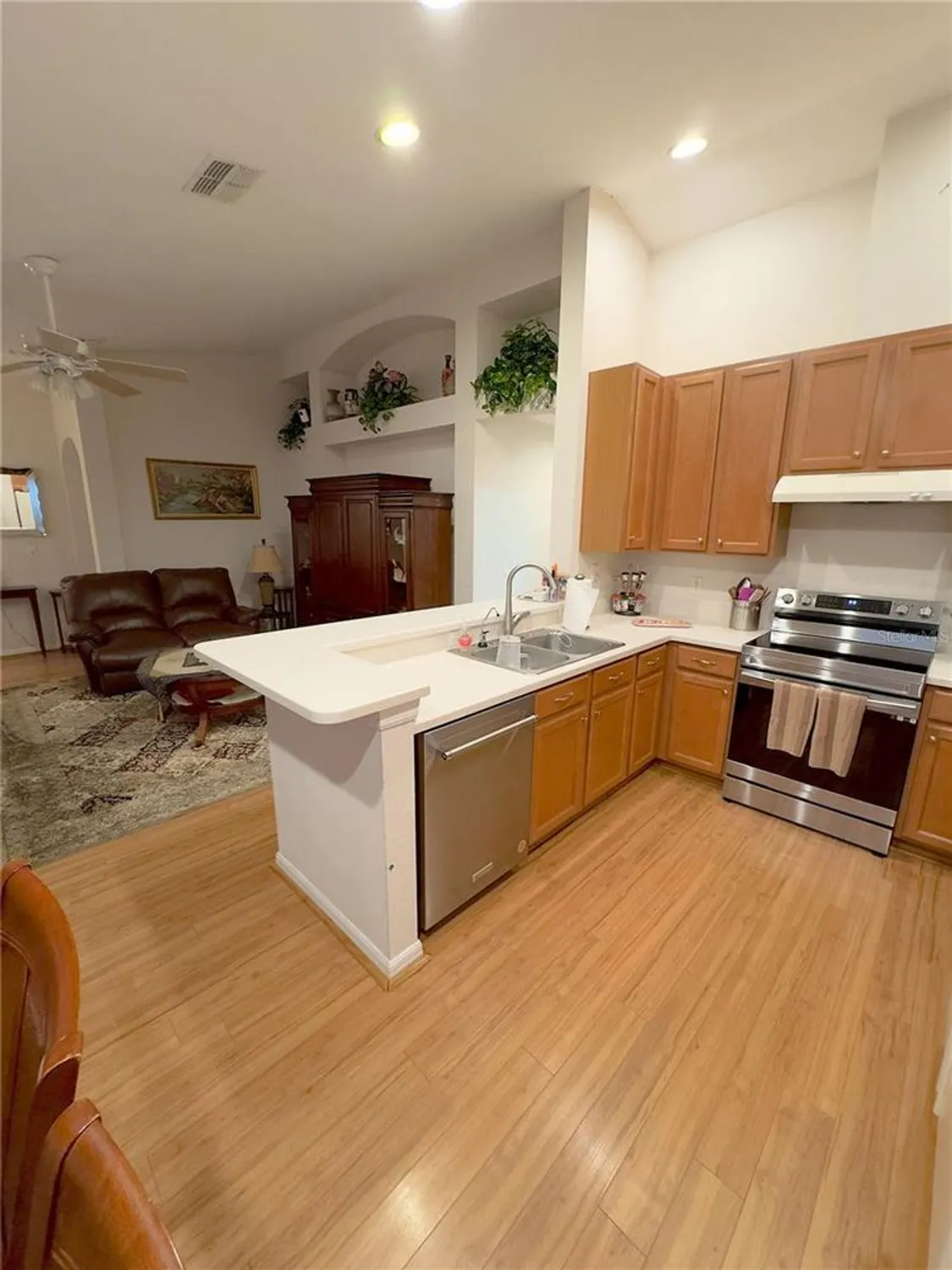 Property Slideshow image 11 of 29 | 2931 walnut grove ct, Holiday, FL, 34691