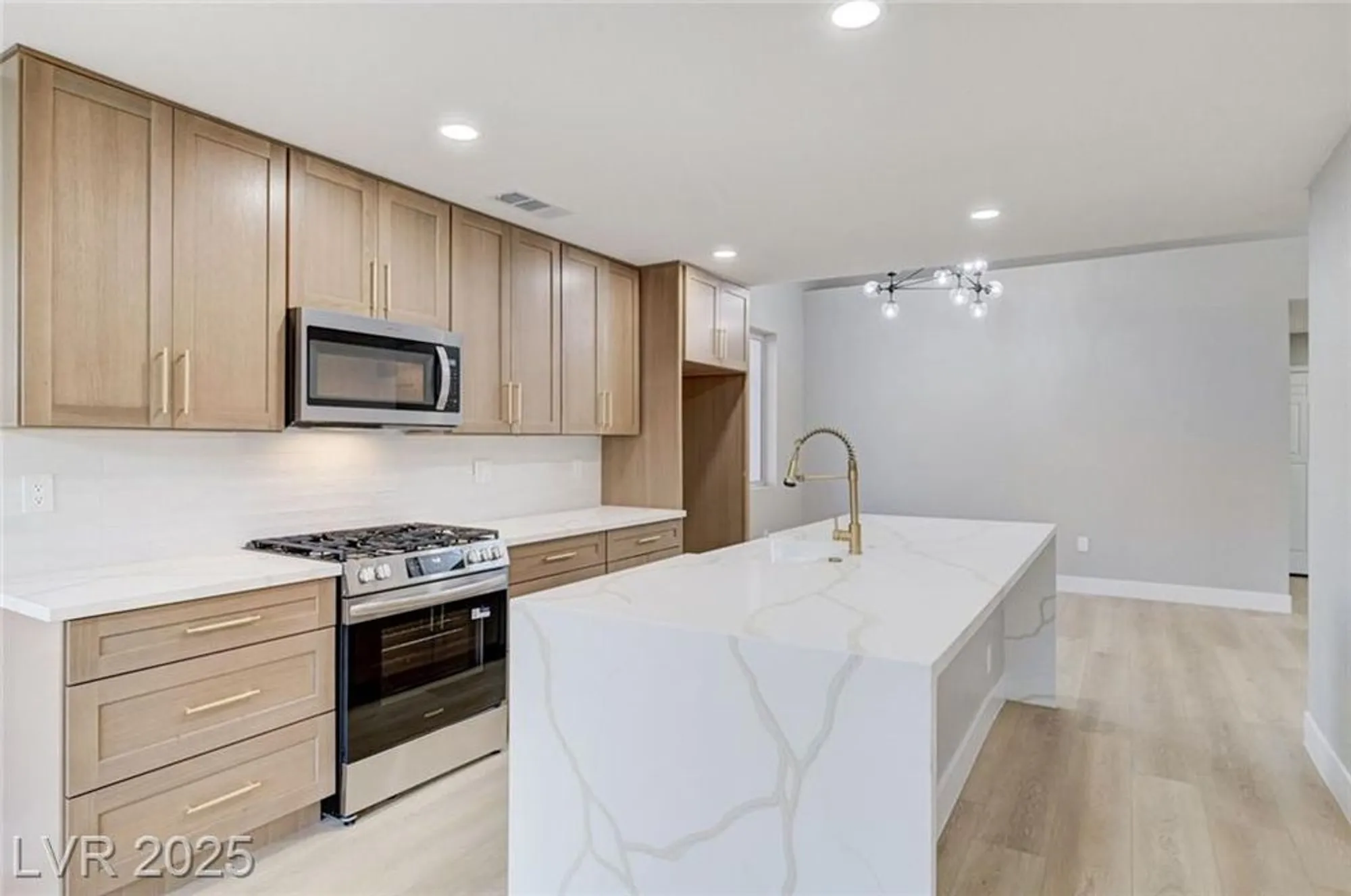 Property Slideshow image 29 of 75 | 9308 quail ridge dr, Las Vegas, NV, 89134