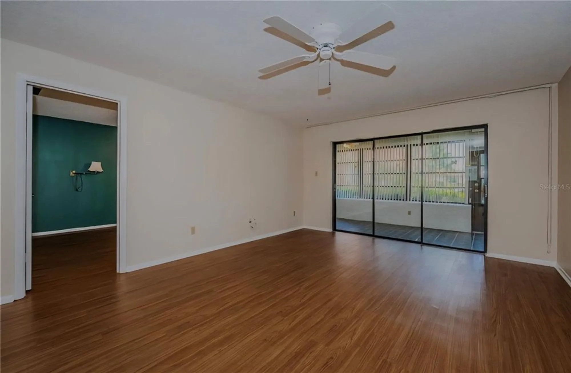 Property Slideshow image 13 of 27 | 19029 us highway 19 n apt 10d, Clearwater, FL, 33764