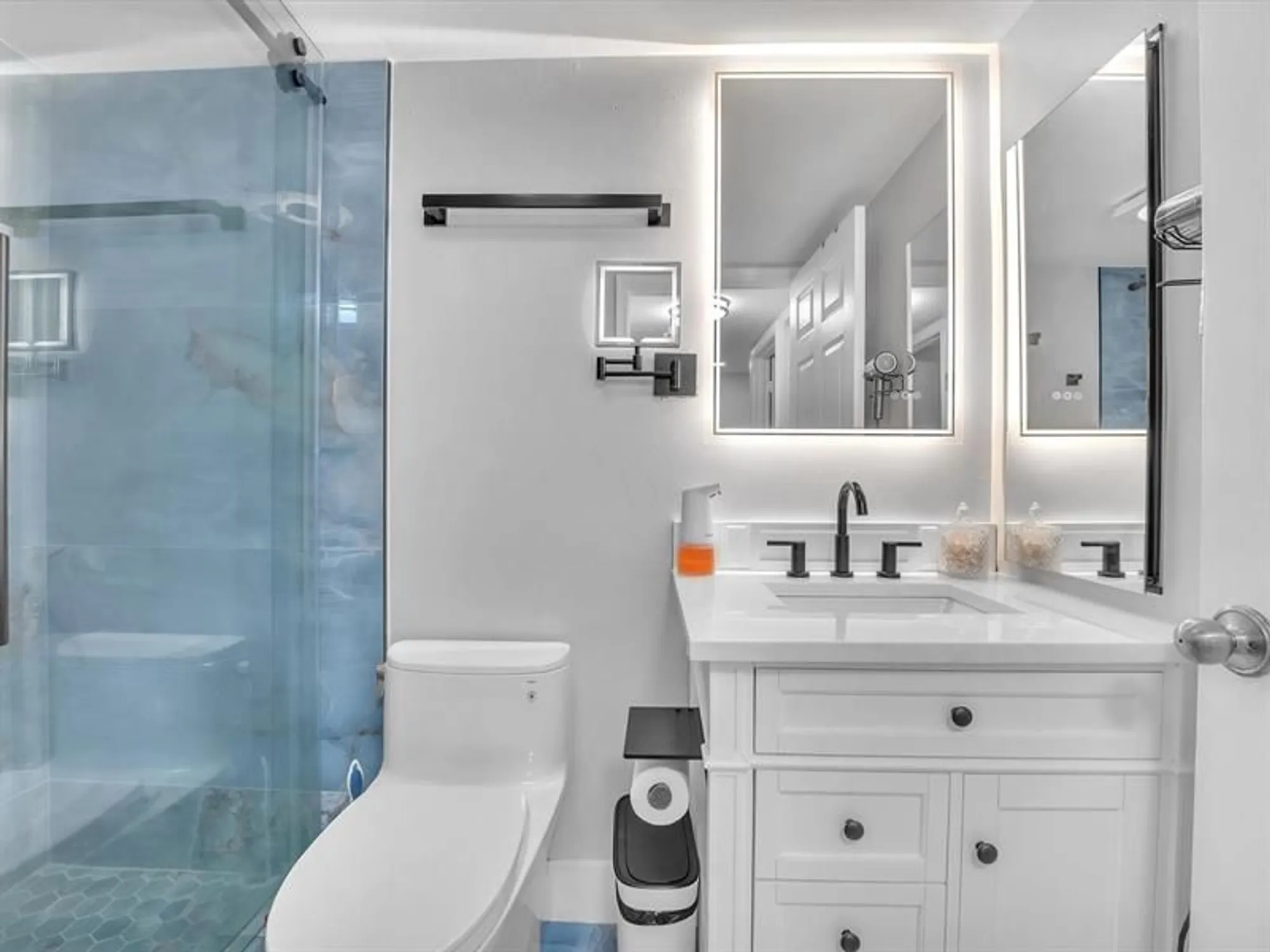 Property Slideshow image 16 of 24 | 7302 s devon dr 307, Tamarac, FL, 33321