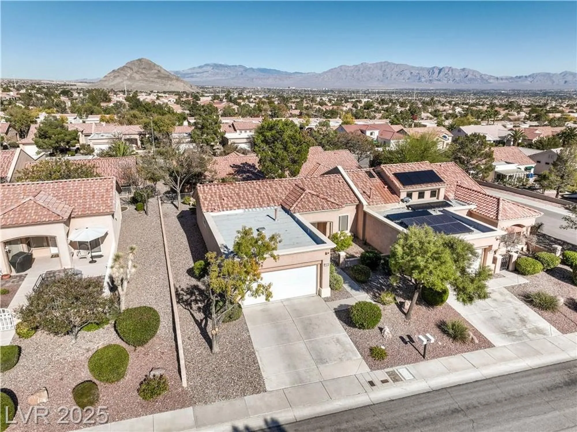 Property Slideshow image 37 of 57 | 10004 heyfield dr, Las Vegas, NV, 89134