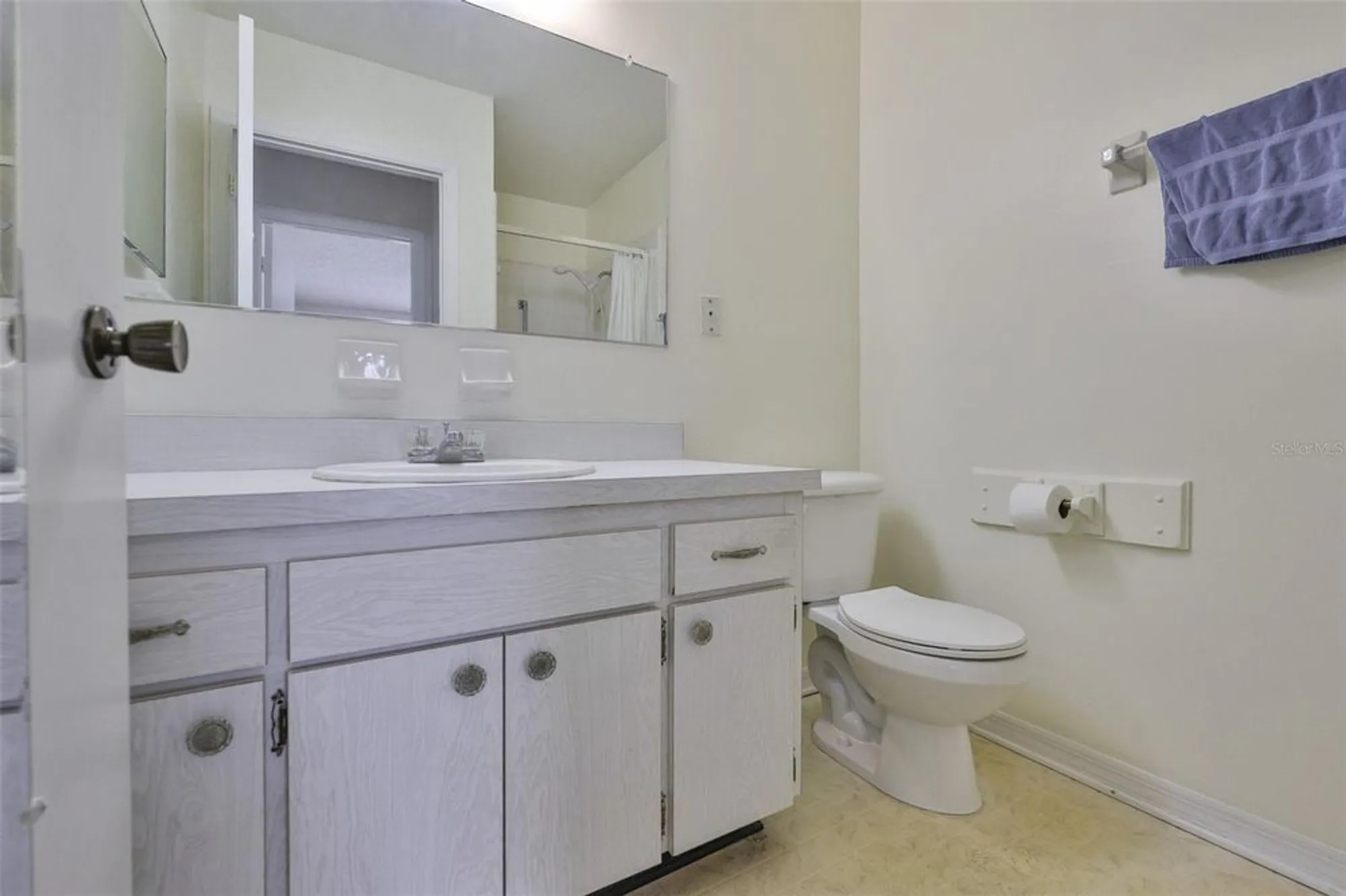 Property Slideshow image 25 of 54 | 1904 canterbury ln 18, Sun City Center, FL, 33573