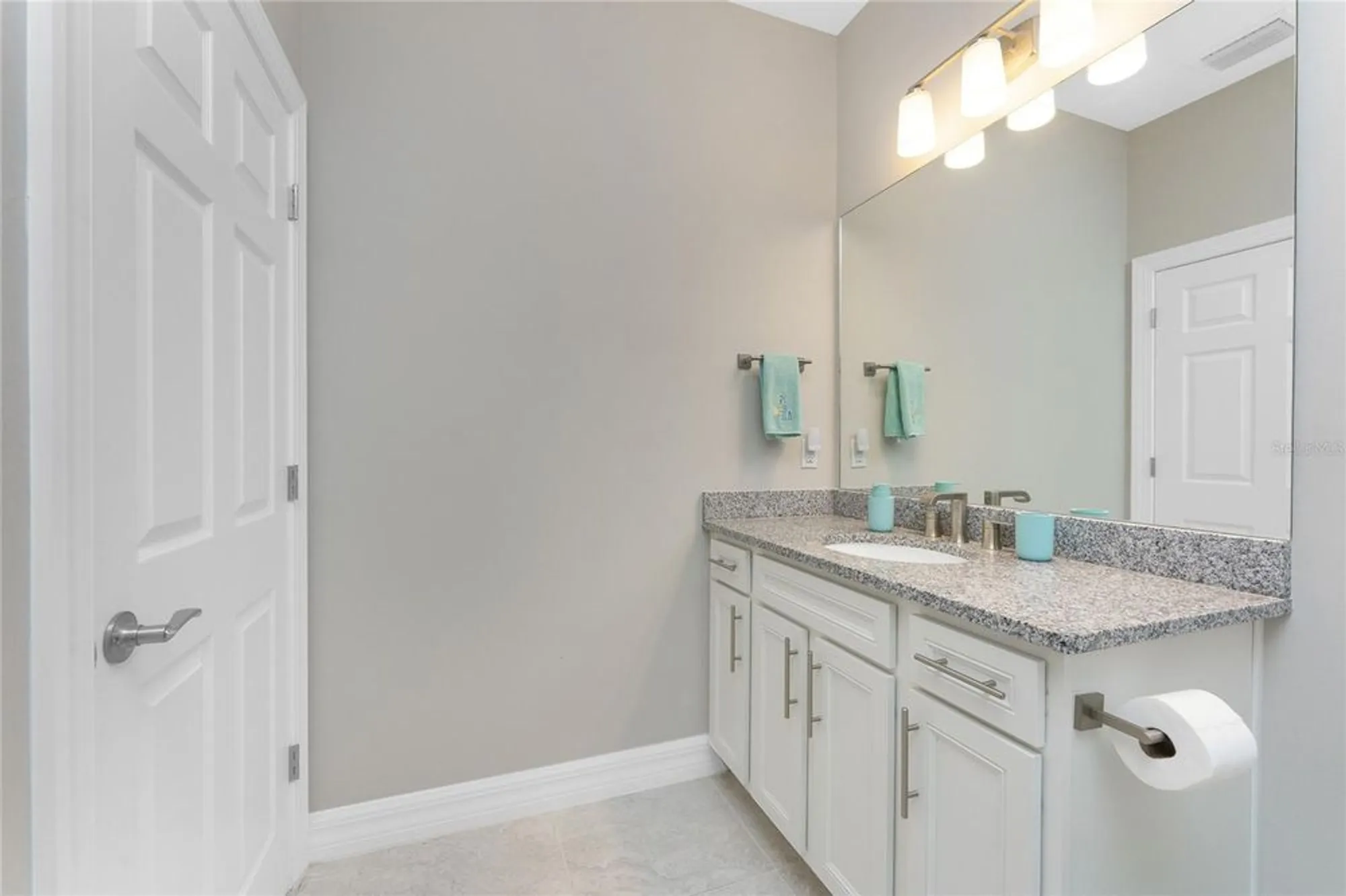 Property Slideshow image 23 of 81 | 13859 vadini st, Venice, FL, 34293