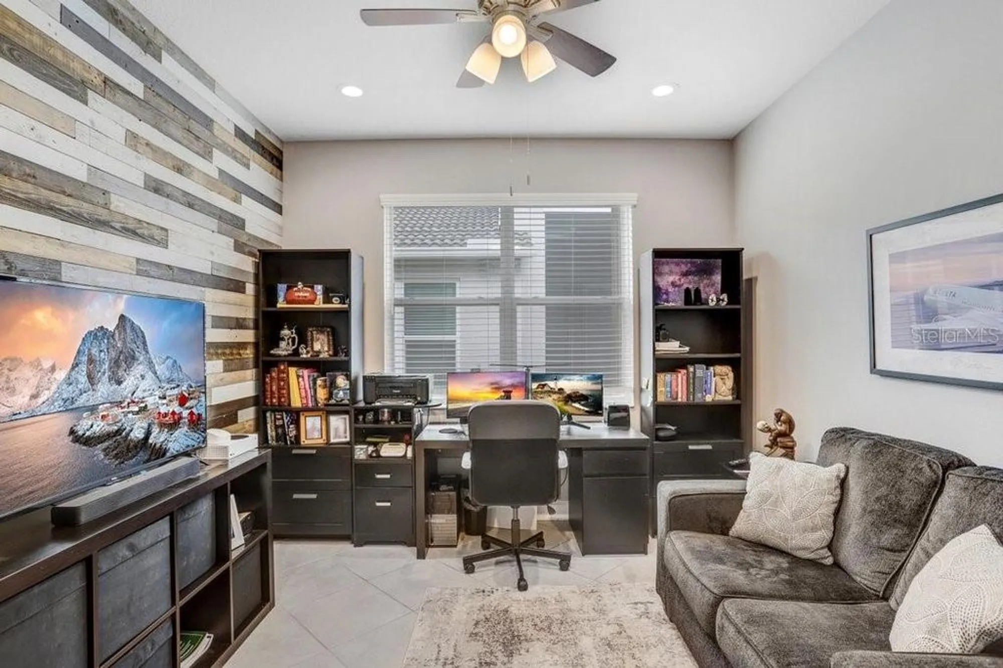Property Slideshow image 18 of 35 | 4749 avila lakes dr, Wimauma, FL, 33598