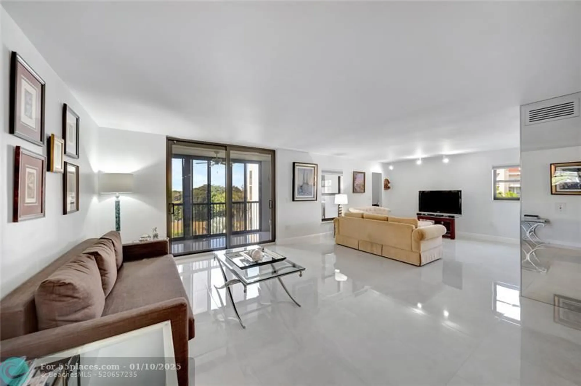 Property Slideshow image 14 of 67 | 3521 environ blvd b410, Lauderhill, FL, 33319