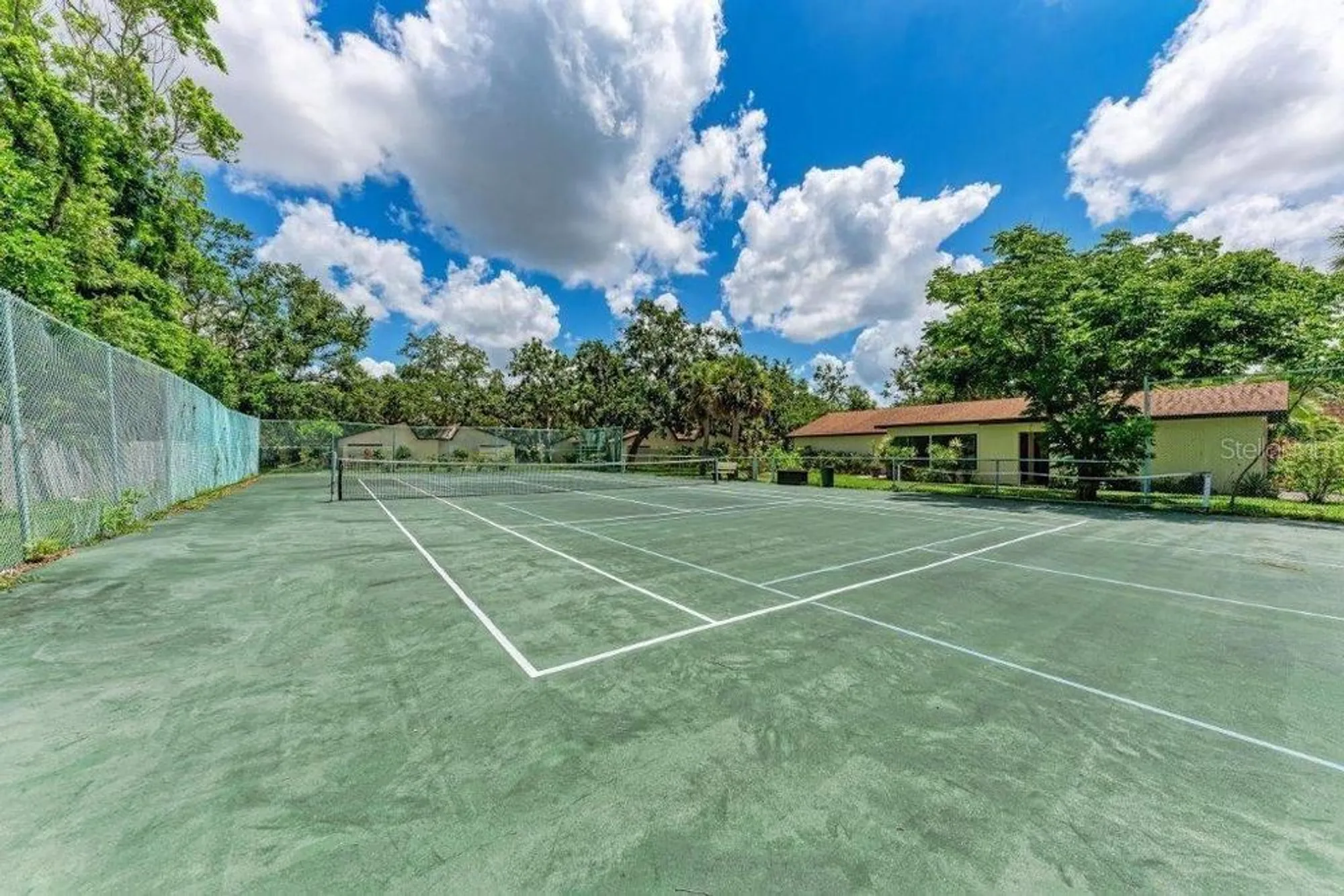 Property Slideshow image 30 of 31 | 2237 circlewood dr 18, Sarasota, FL, 34231