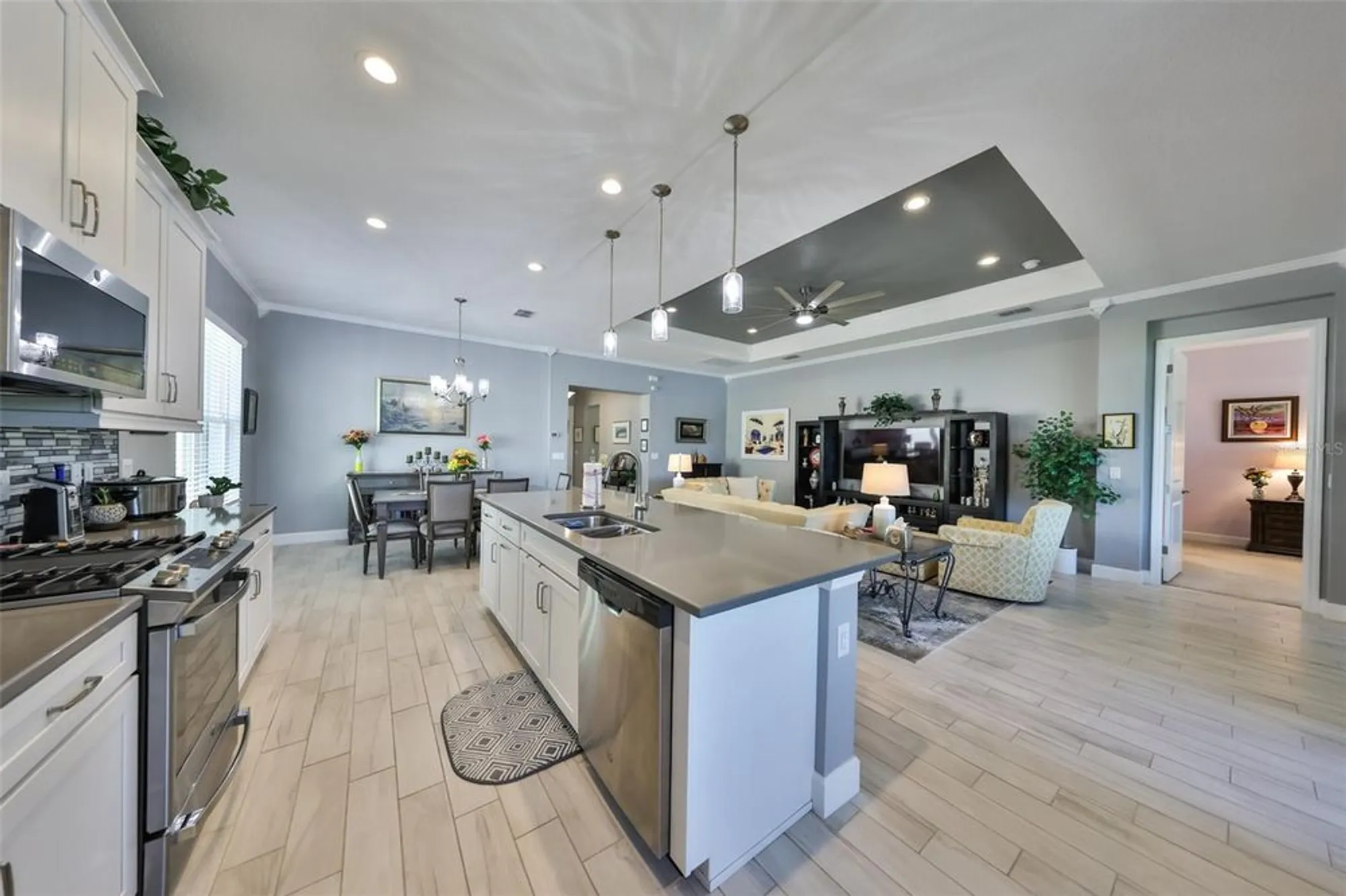 Property Slideshow image 7 of 44 | 15527 corona del mar dr, Wimauma, FL, 33598