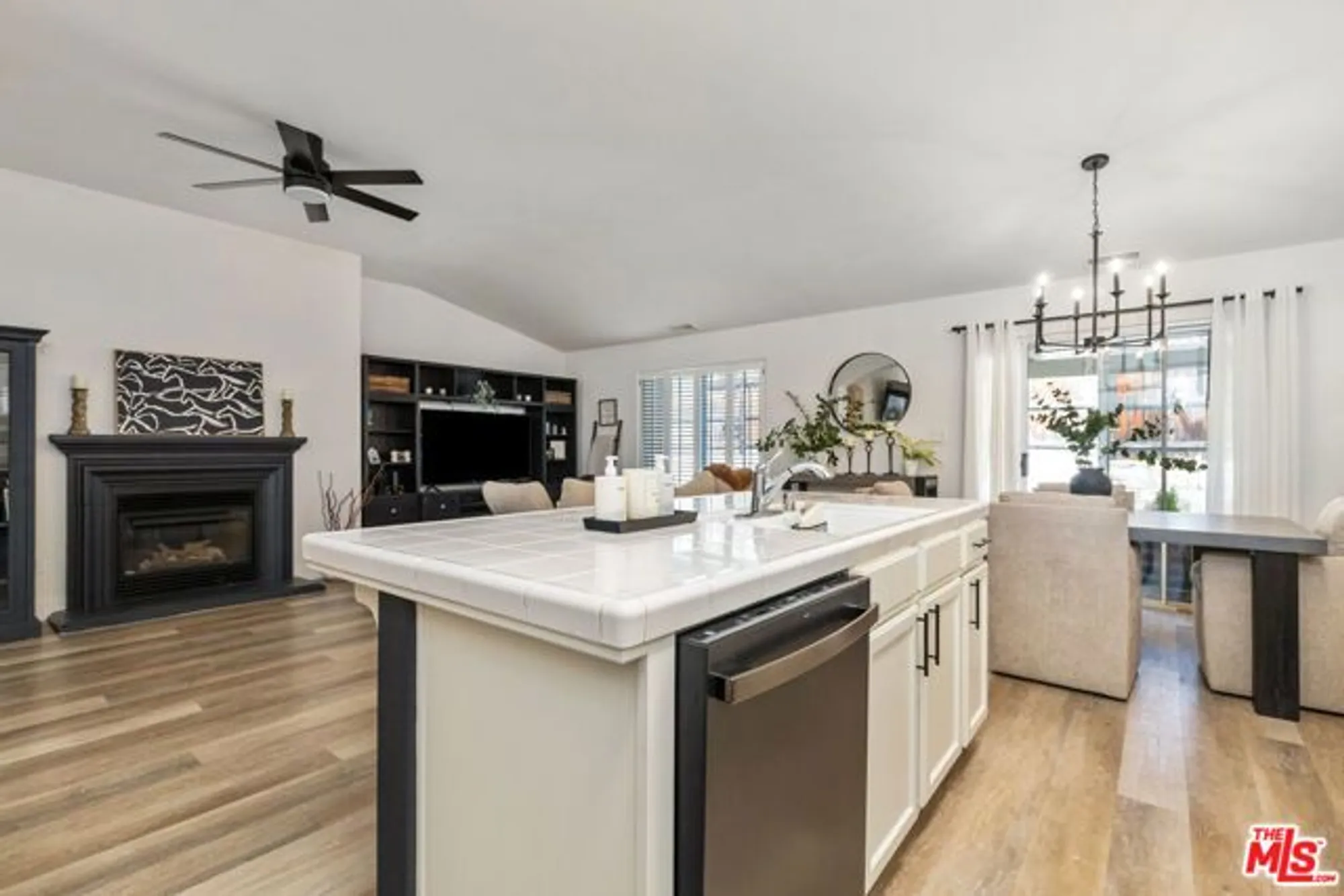 Property Slideshow image 28 of 62 | 2774 stonebrook cir, Paso Robles, CA, 93446