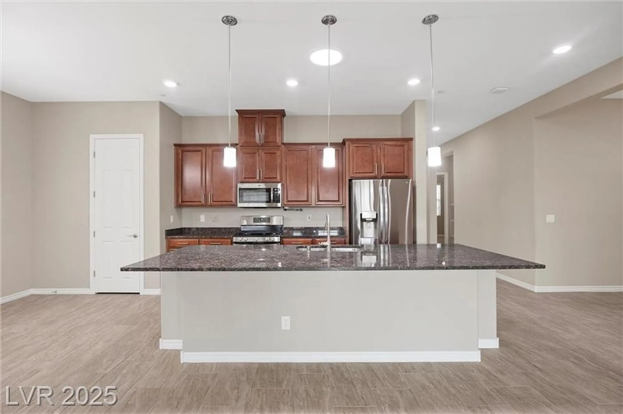 Property Slideshow image 12 of 70 | 732 rosewater dr, Henderson, NV, 89011