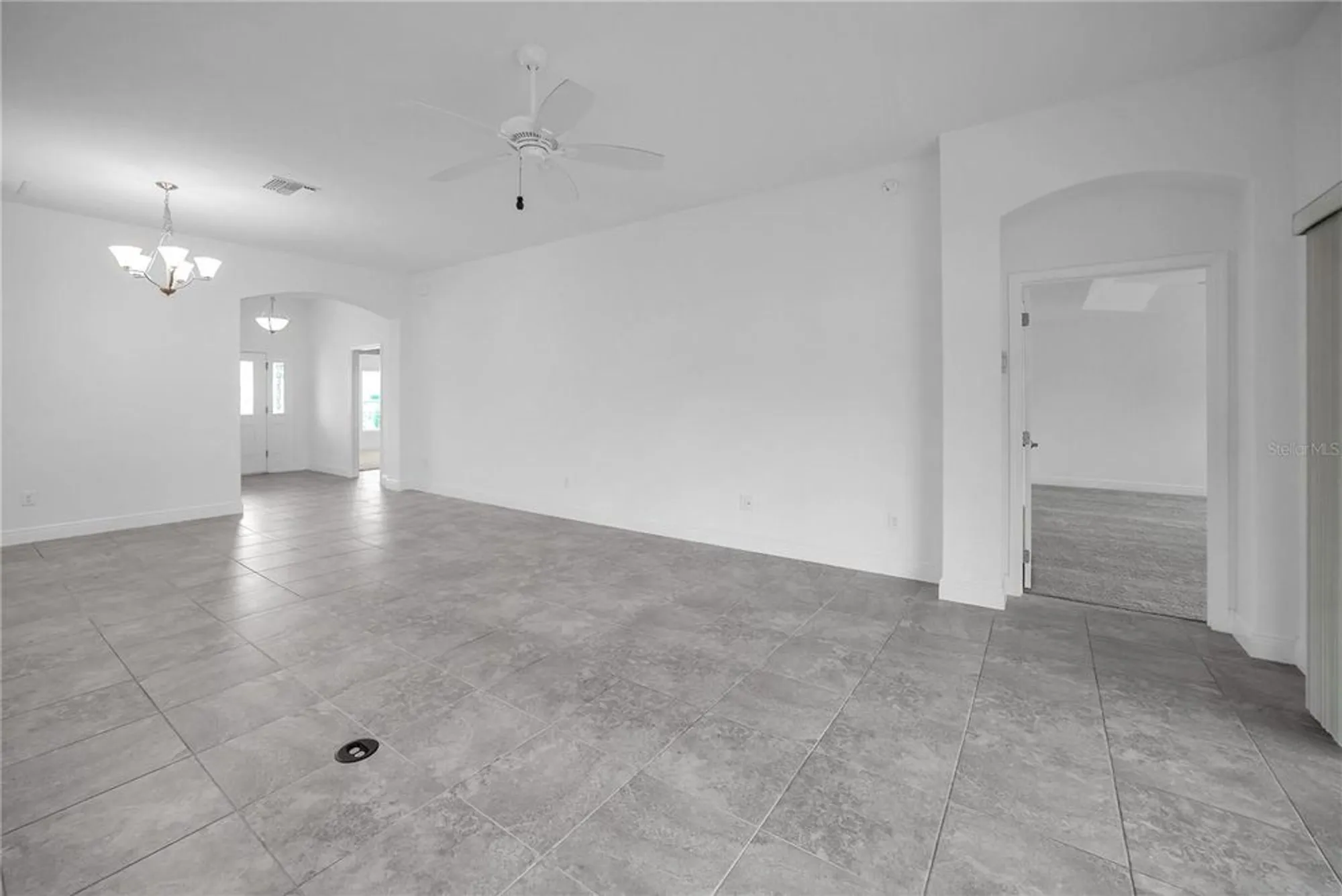 Property Slideshow image 11 of 55 | 3233 lowe ct, The Villages, FL, 32163