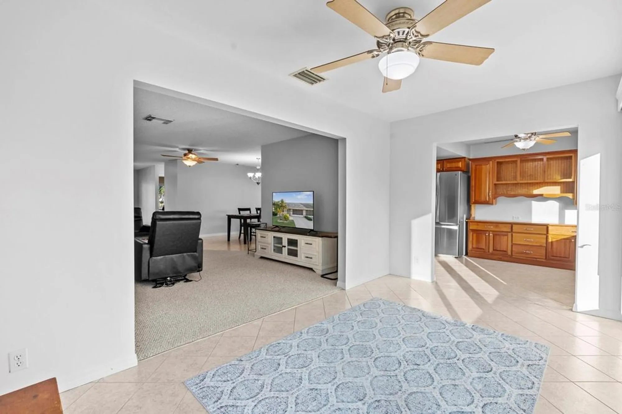 Property Slideshow image 34 of 43 | 302 stroll ln, Sun City Center, FL, 33573