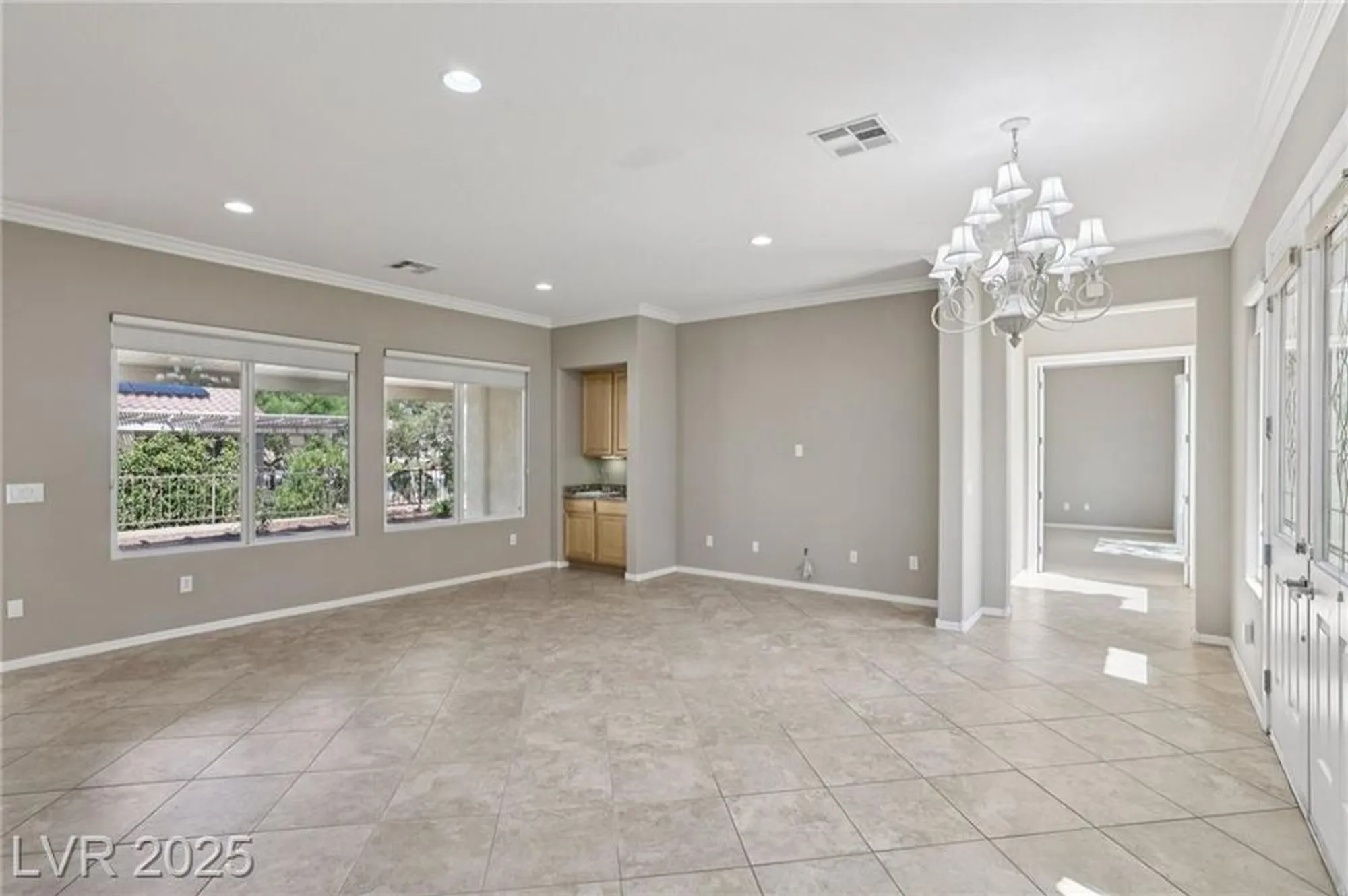 Property Slideshow image 8 of 46 | 2318 shorewood hills ave, Henderson, NV, 89052