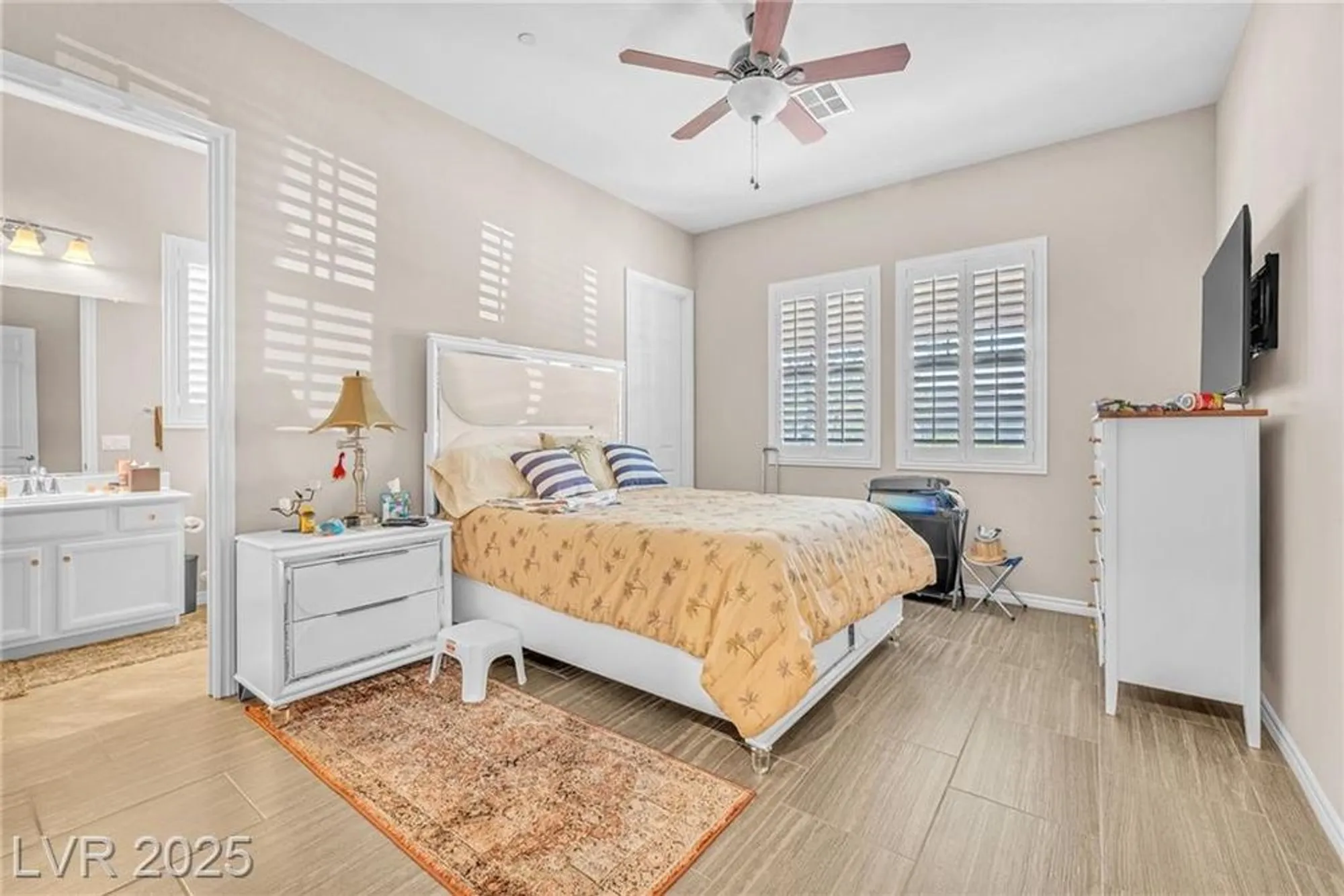 Property Slideshow image 27 of 49 | 755 merry maple st, Henderson, NV, 89011
