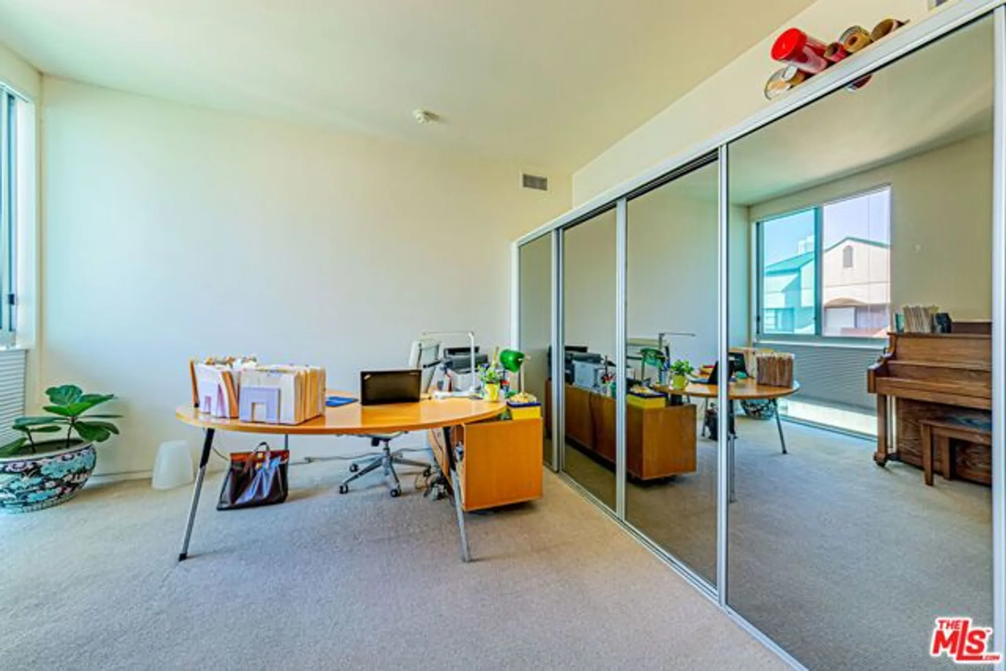 Property Slideshow image 9 of 33 | 267 s san pedro st unit 608, Los Angeles, CA, 90012