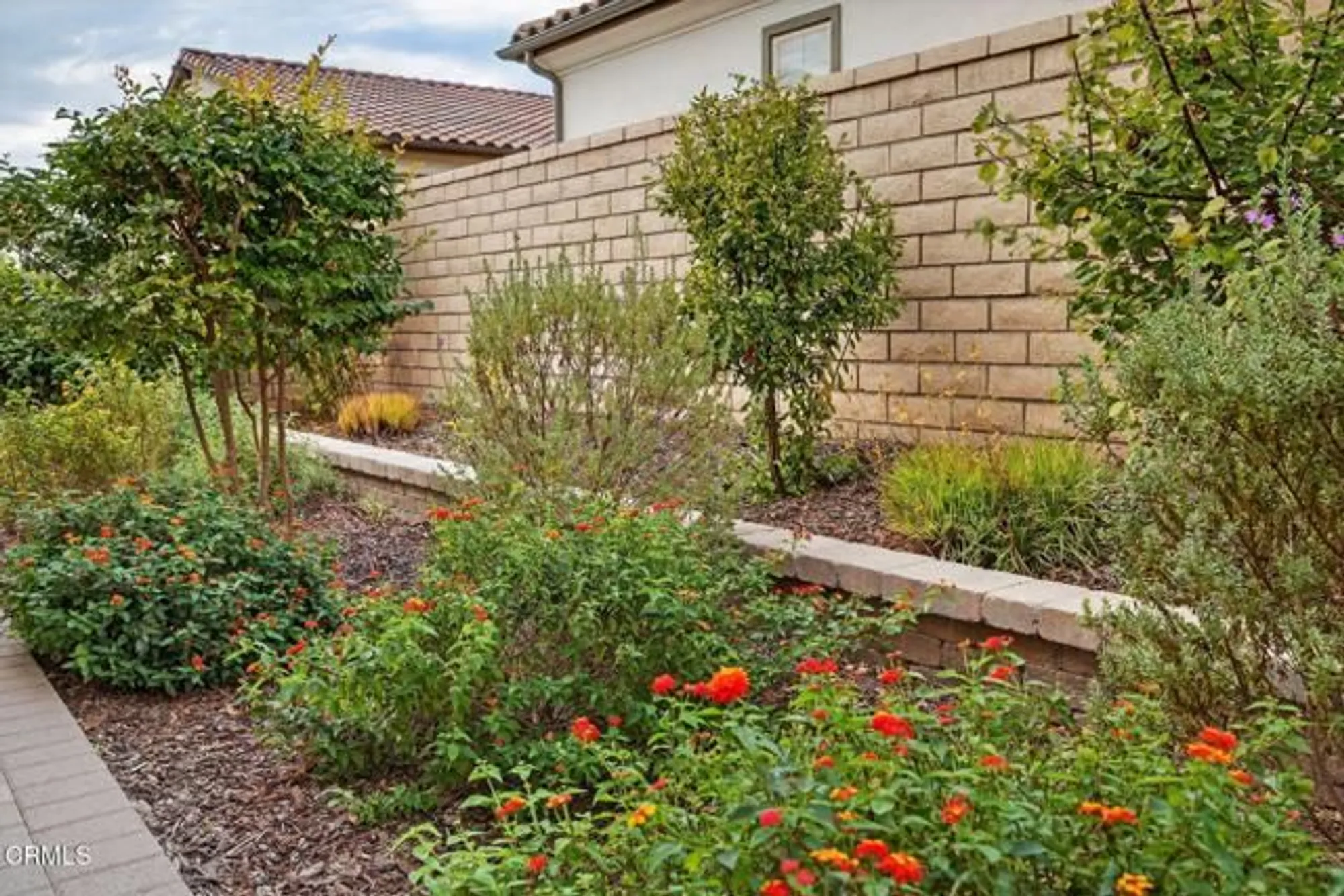 Property Slideshow image 58 of 78 | 2420 quartsite dr, Camarillo, CA, 93012