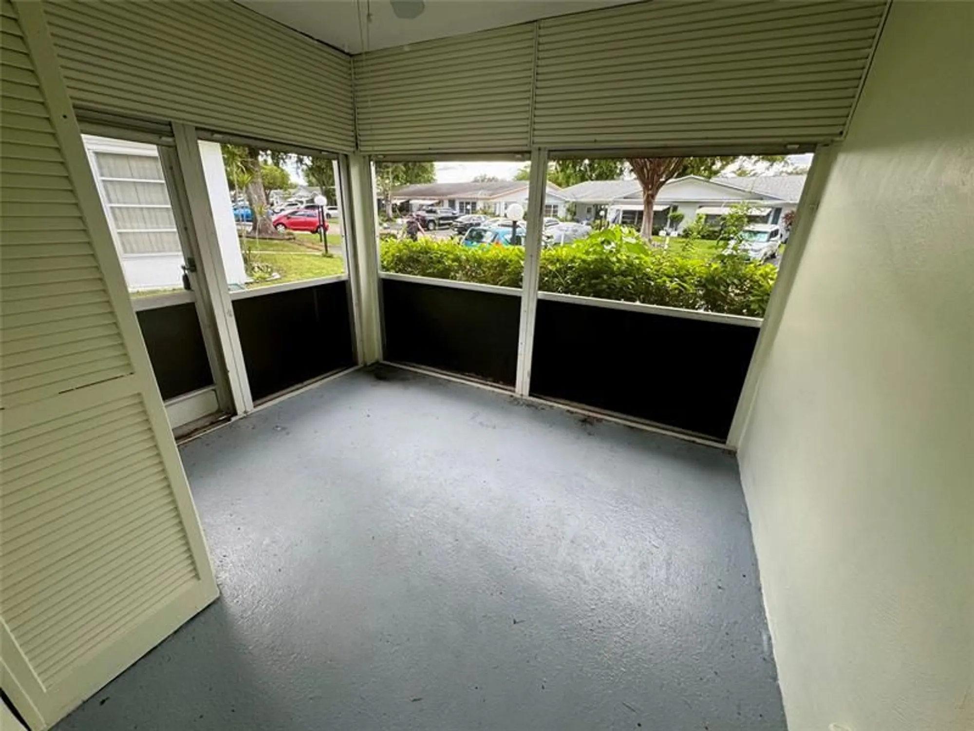 Property Slideshow image 16 of 25 | 1152 nw 83rd ave d66, Plantation, FL, 33322