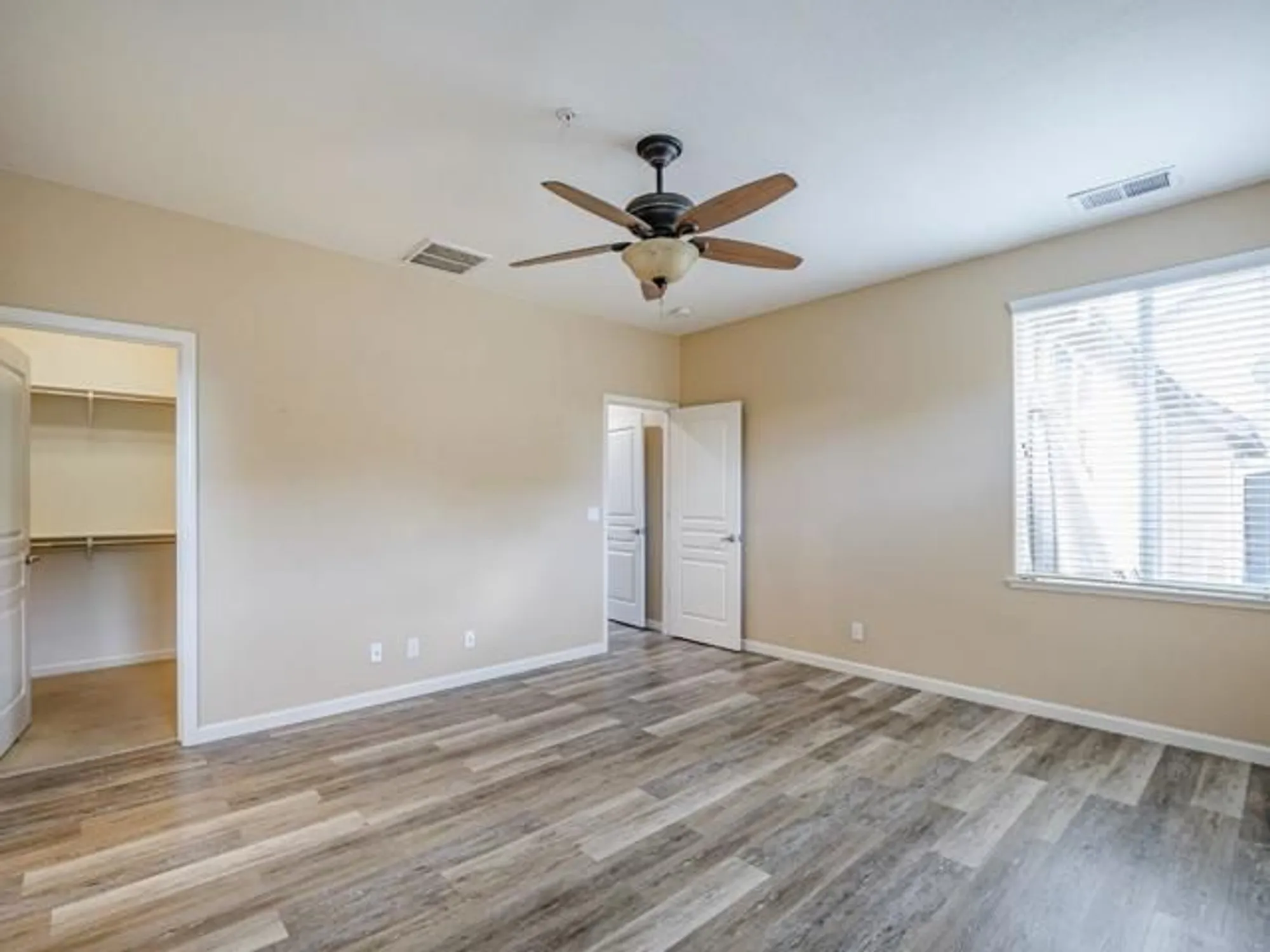 Property Slideshow image 18 of 38 | 443 vivienne dr, Watsonville, CA, 95076