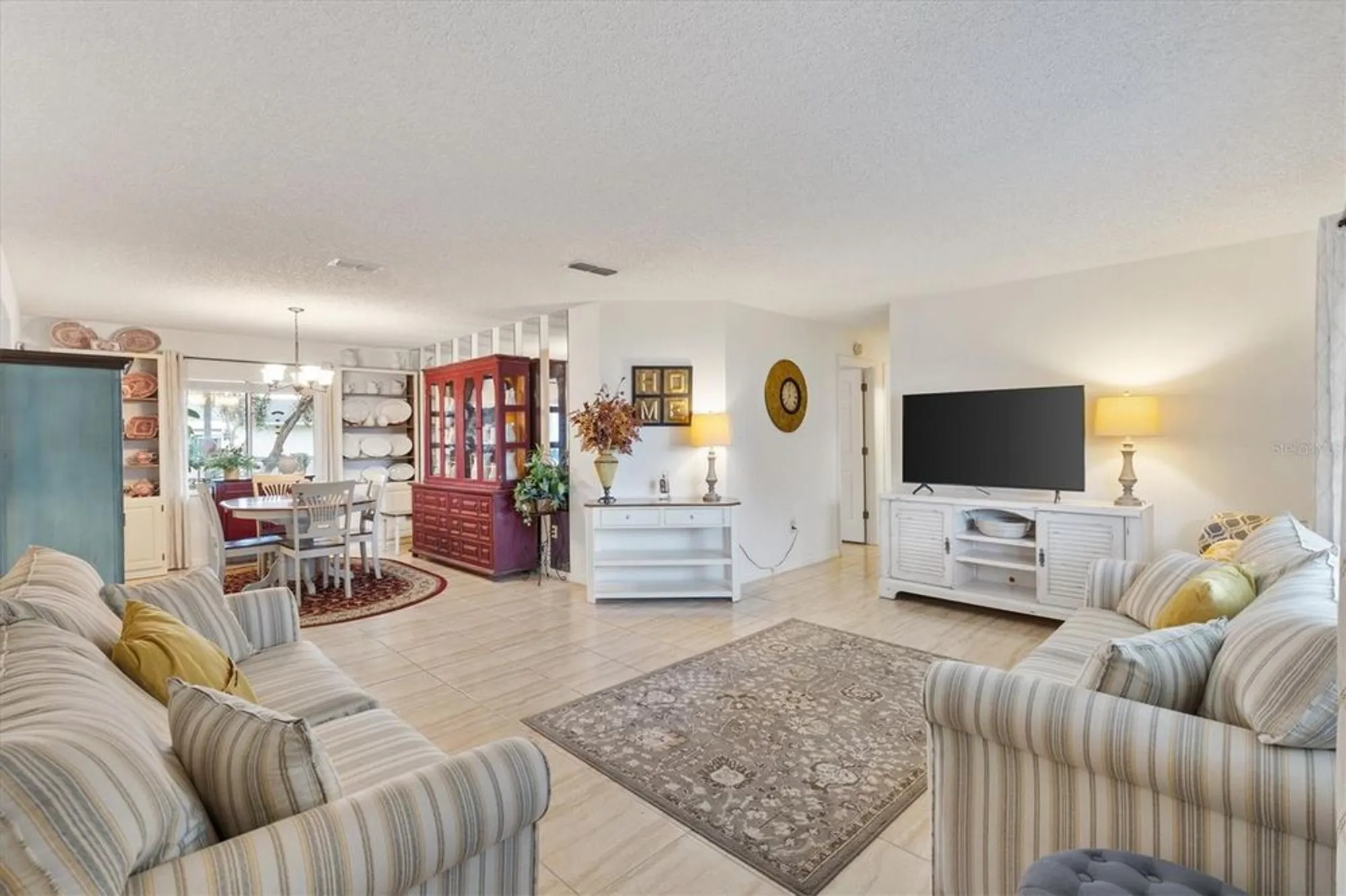 Property Slideshow image 7 of 46 | 10195 se 178th pl, Summerfield, FL, 34491