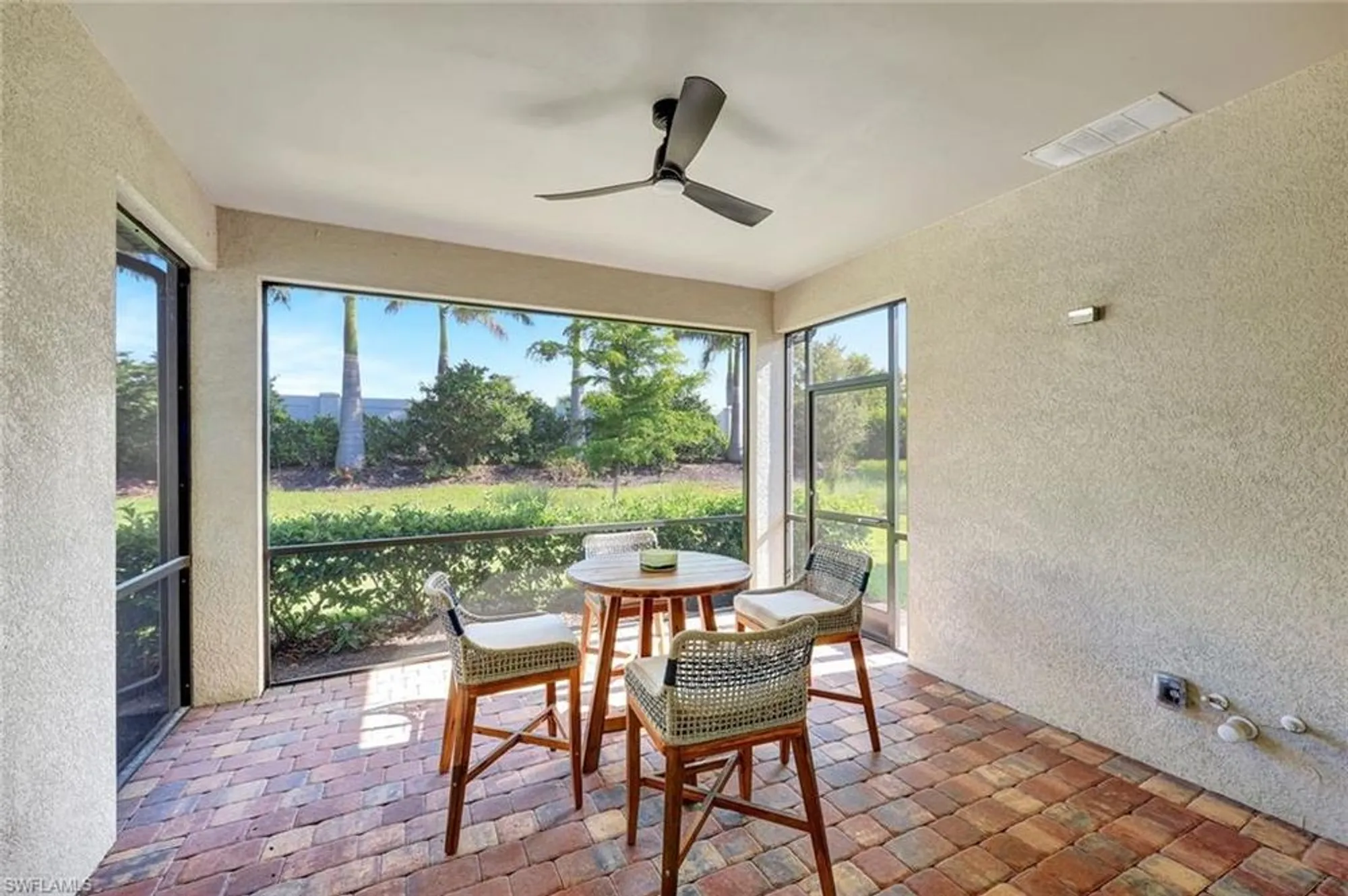 Property Slideshow image 20 of 32 | 12240 canal grande dr, Fort Myers, FL, 33913