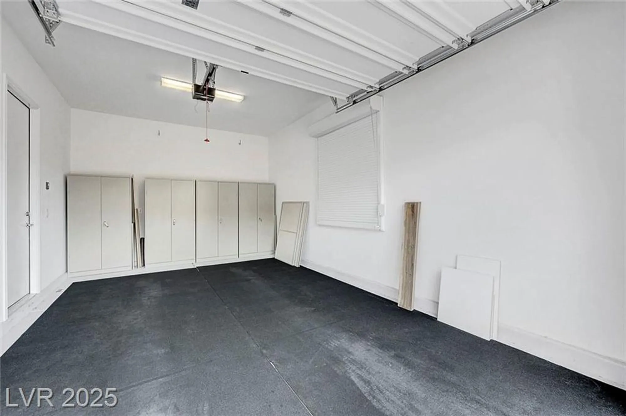 Property Slideshow image 44 of 44 | 977 edinburgh fields ct, Las Vegas, NV, 89138