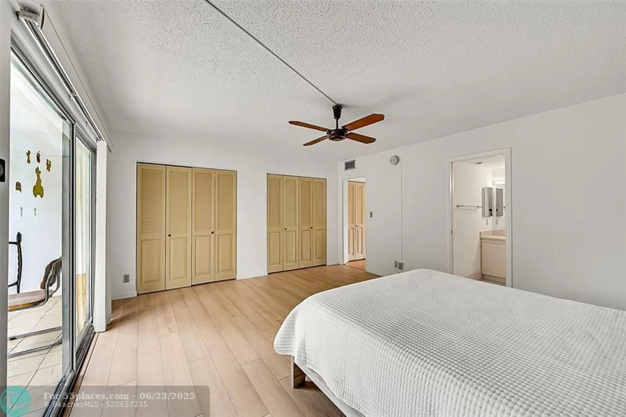 Property Slideshow image 12 of 22 | 2103 lucaya bnd e3, Coconut Creek, FL, 33066