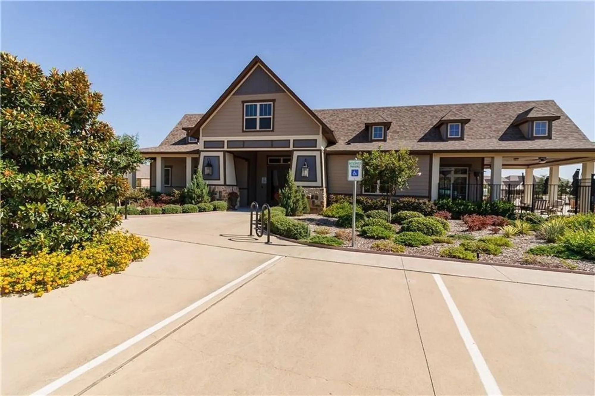 Property Slideshow image 28 of 31 | 600 caudle ln, Savannah, TX, 76227