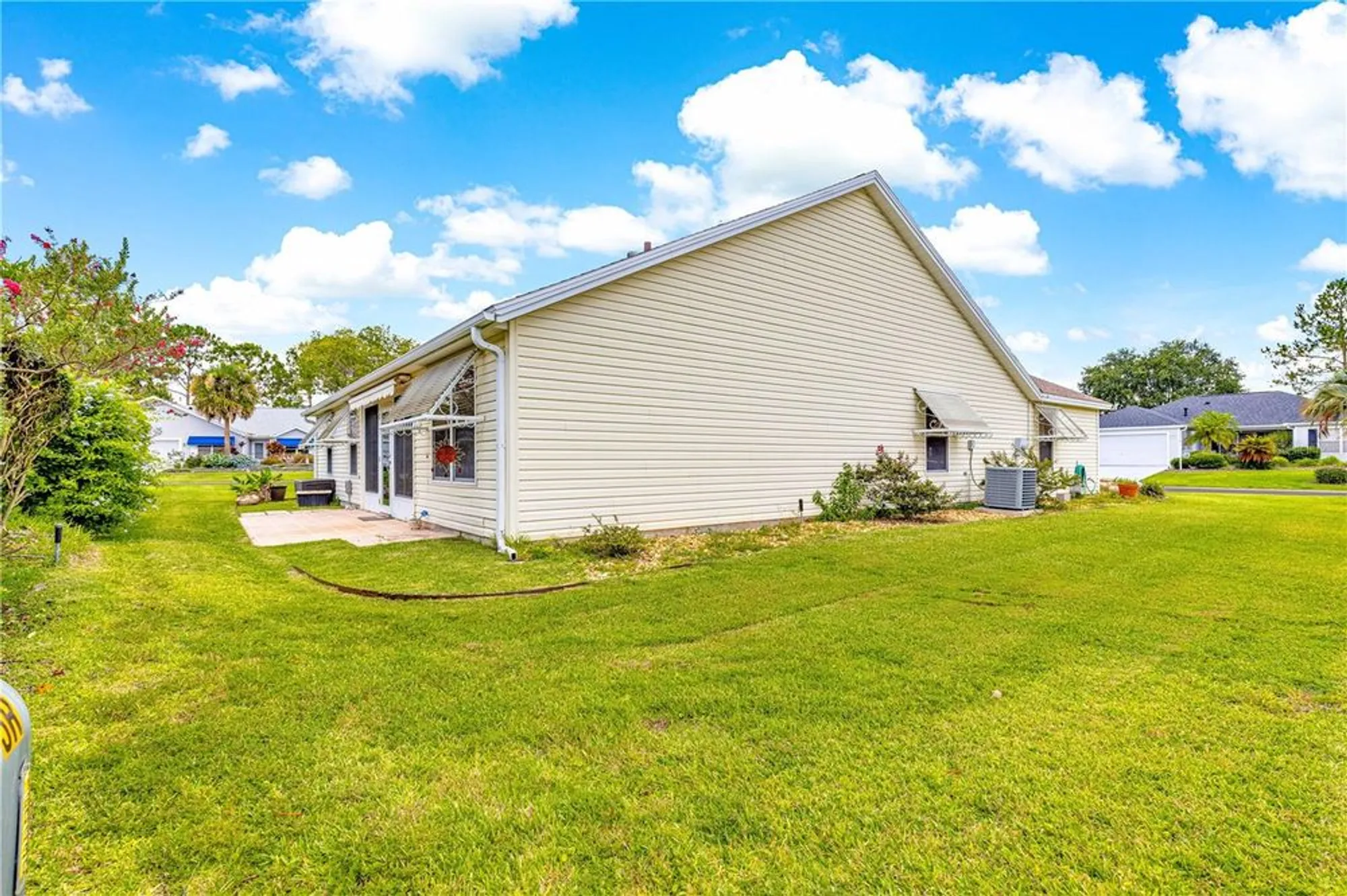 Property Slideshow image 45 of 58 | 2450 merida cir, The Villages, FL, 32162