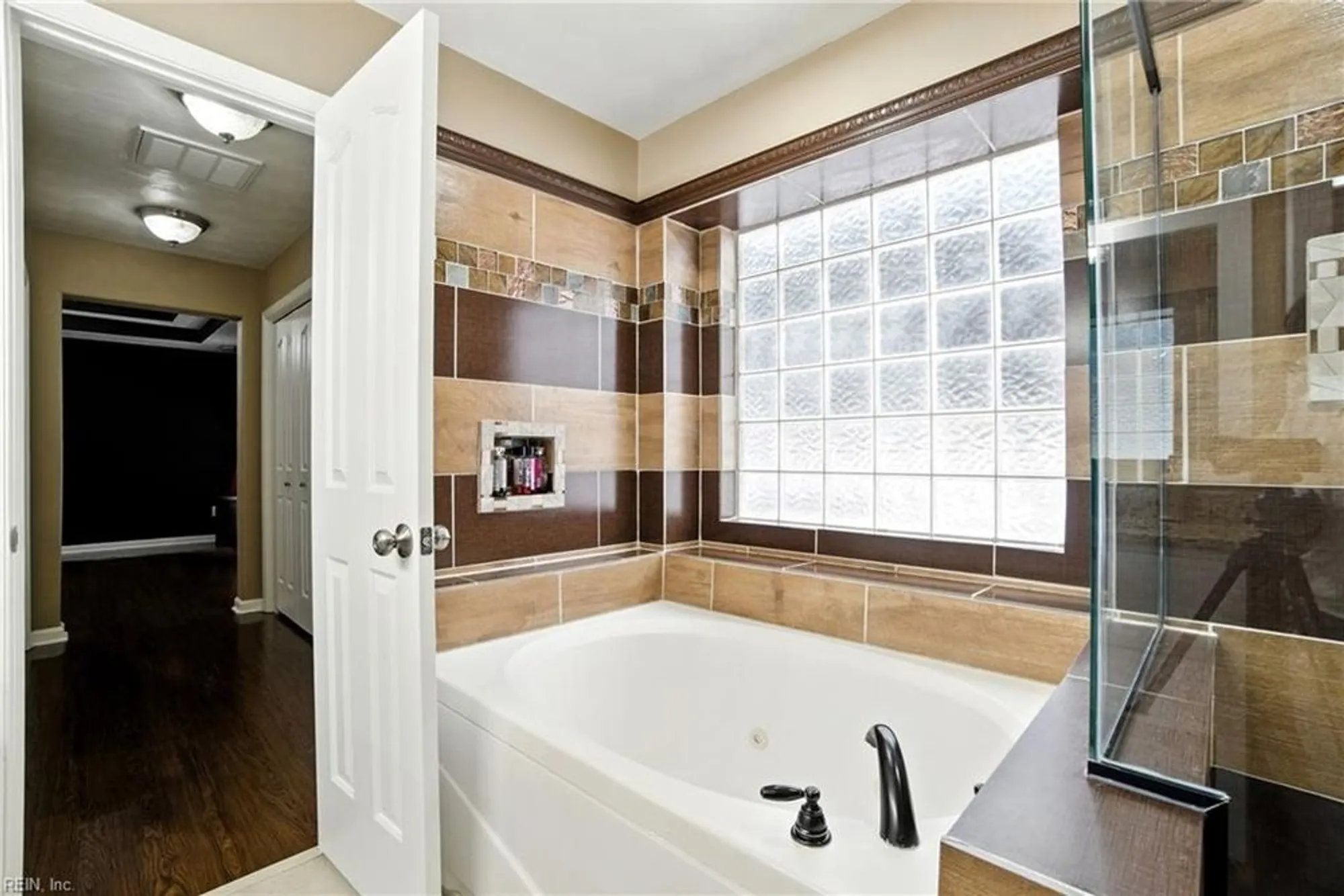 Property Slideshow image 30 of 46 | 809 mason ct, Chesapeake, VA, 23320