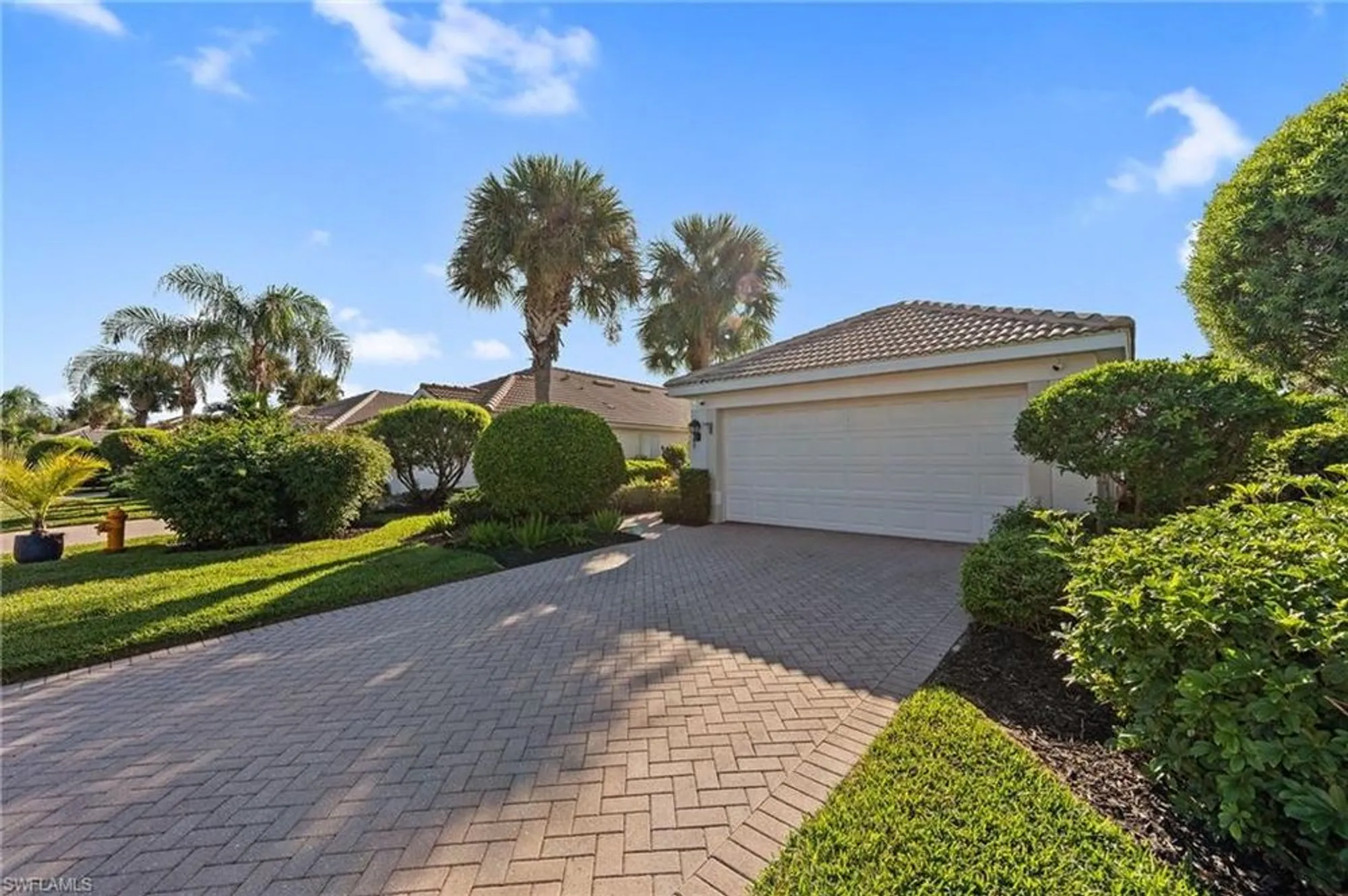 Property Slideshow image 2 of 50 | 9933 horse creek rd, Fort Myers, FL, 33913