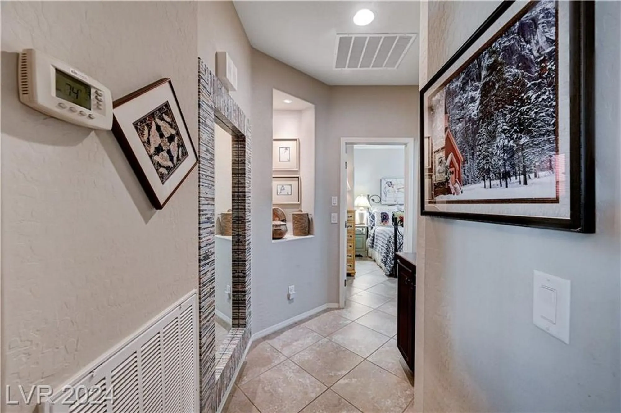 Property Slideshow image 32 of 86 | 5721 keystone crest st, North Las Vegas, NV, 89081