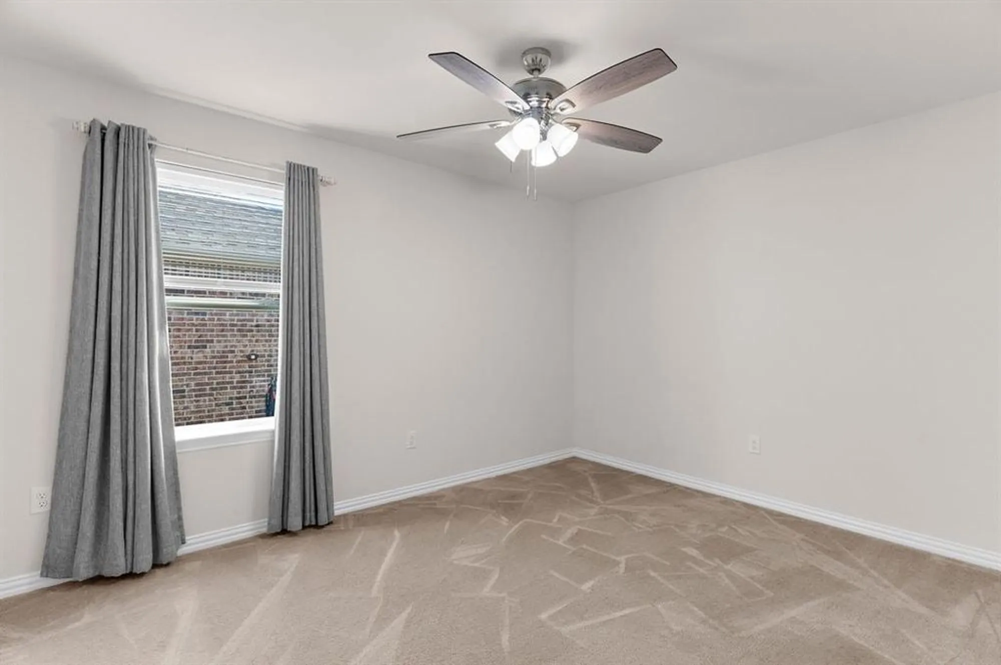 Property Slideshow image 21 of 30 | 825 hidden eddy dr, Mckinney, TX, 75071