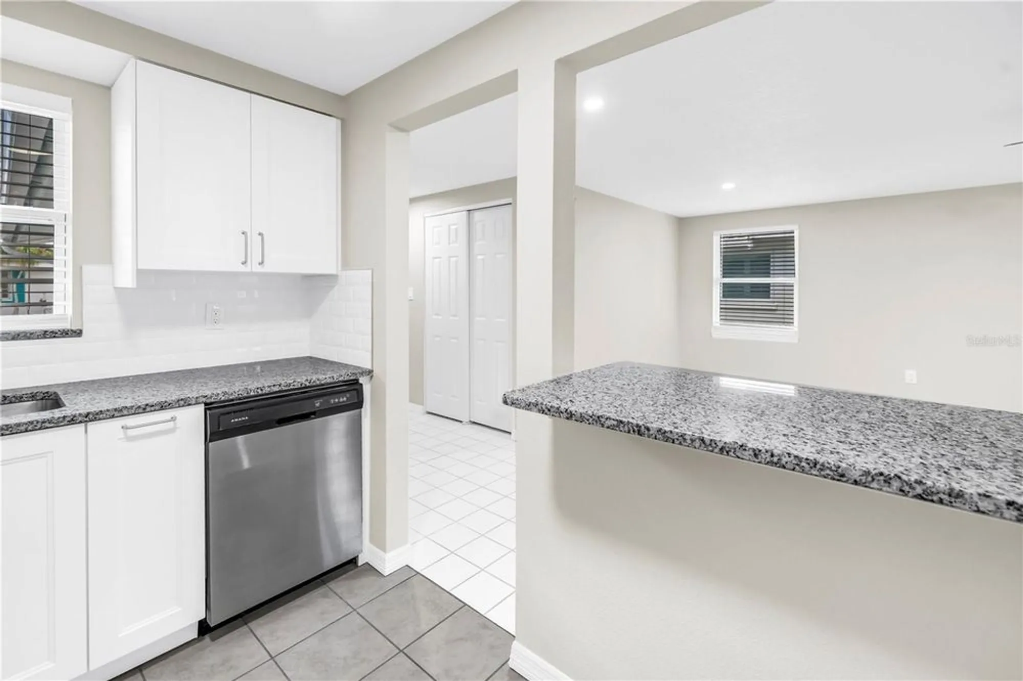 Property Slideshow image 17 of 28 | 728 caribbean cir 25, Venice, FL, 34293
